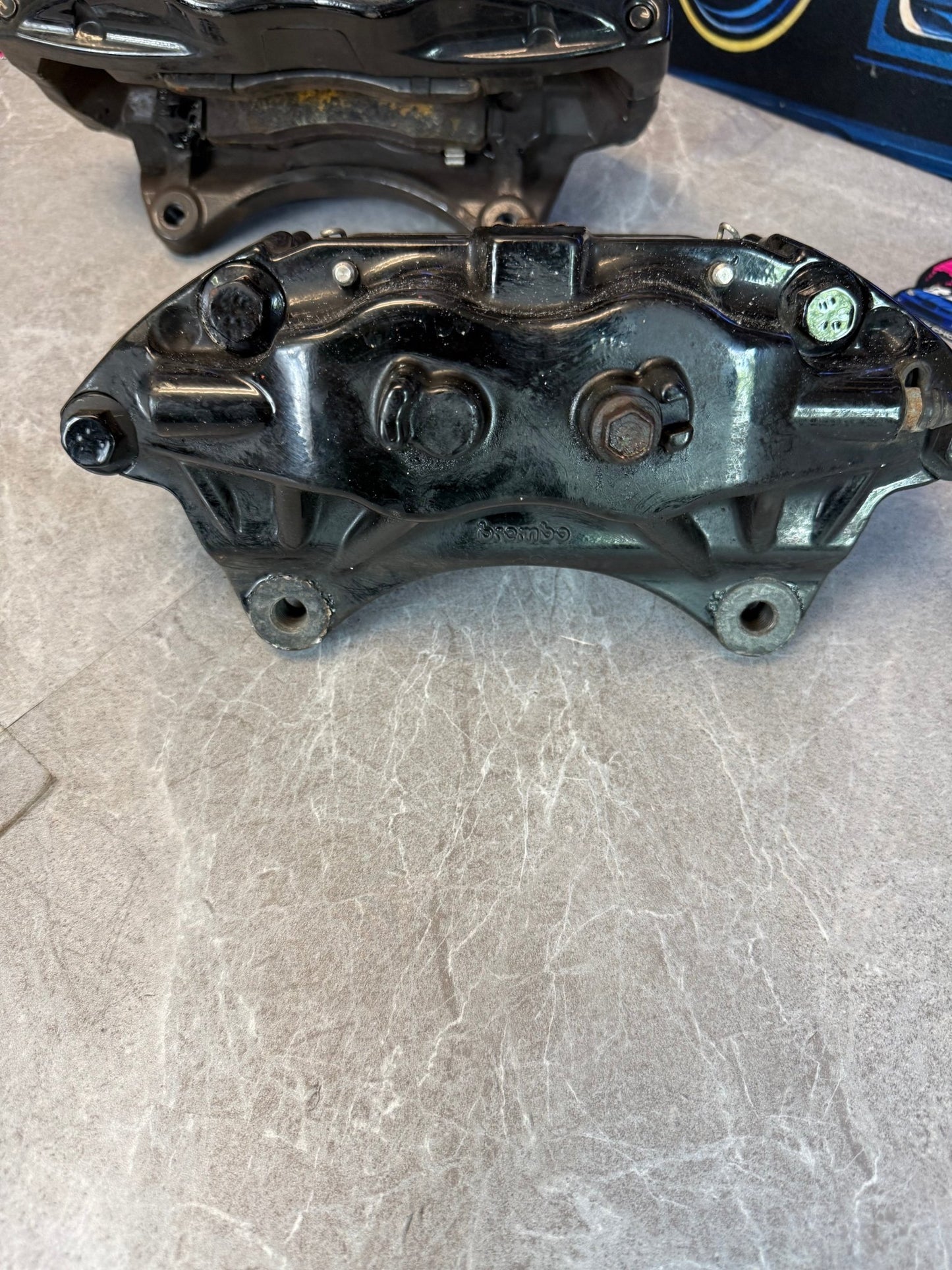 OEM ( not stoptech ) SUBARU STi brembo brake calipers front pair wrx 08-17 4 pot brembos
