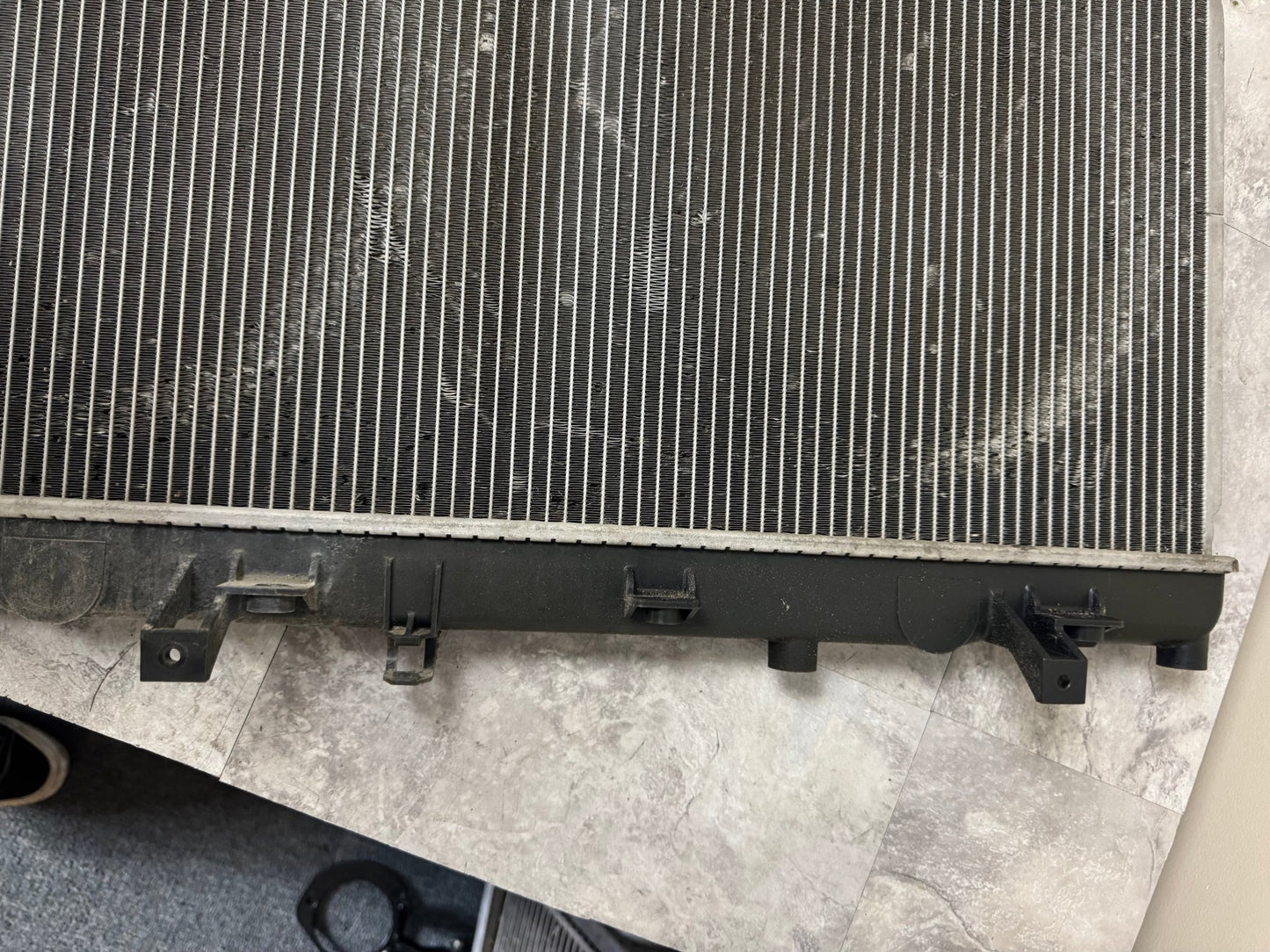 OEM 08-14 Subaru Impreza WRX STi Radiator Cooling Assy Fans Shroud