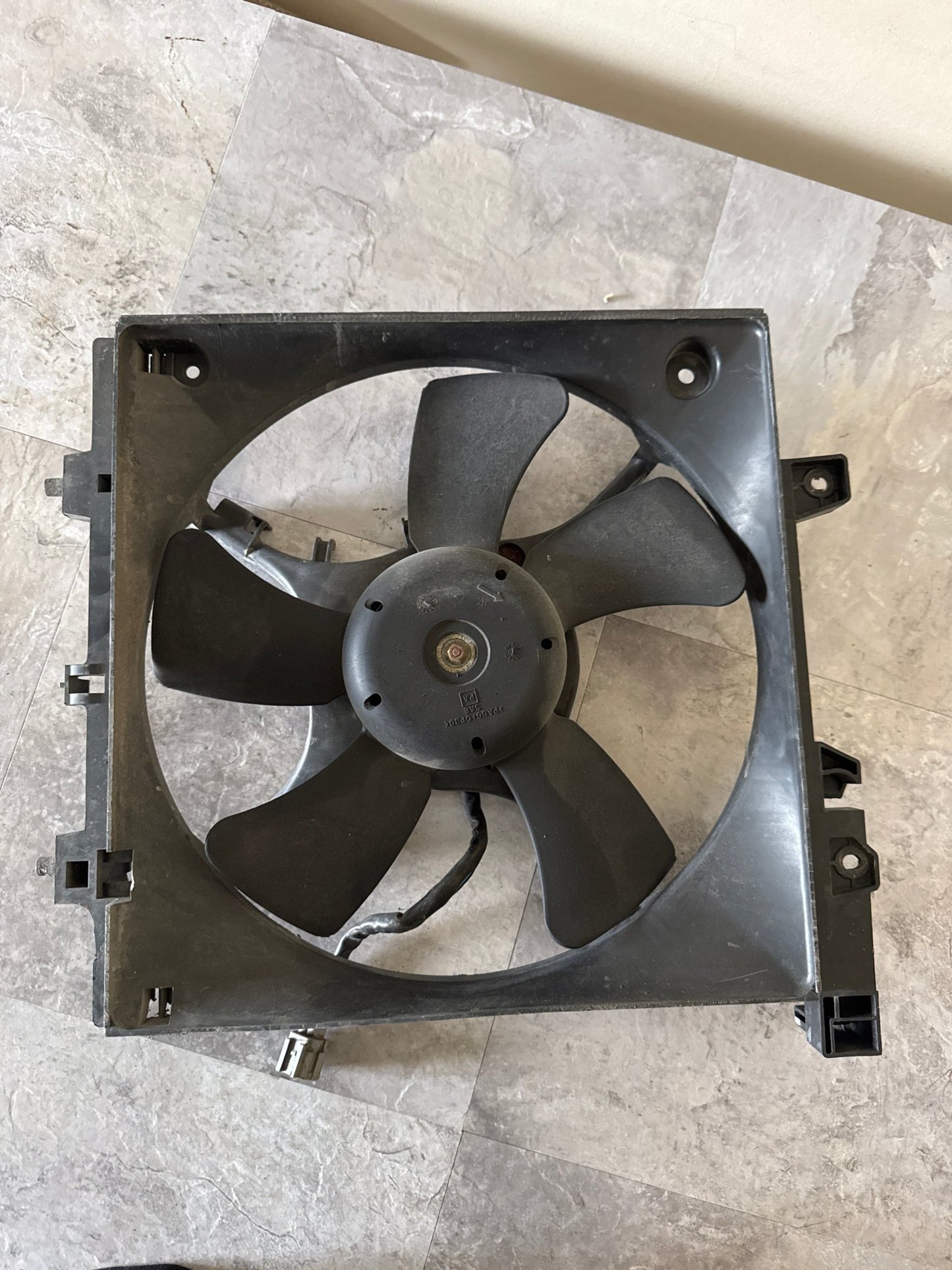 2004-2007 SUBARU WRX & STI RADIATOR COOLING FAN ASSEMBLY OEM