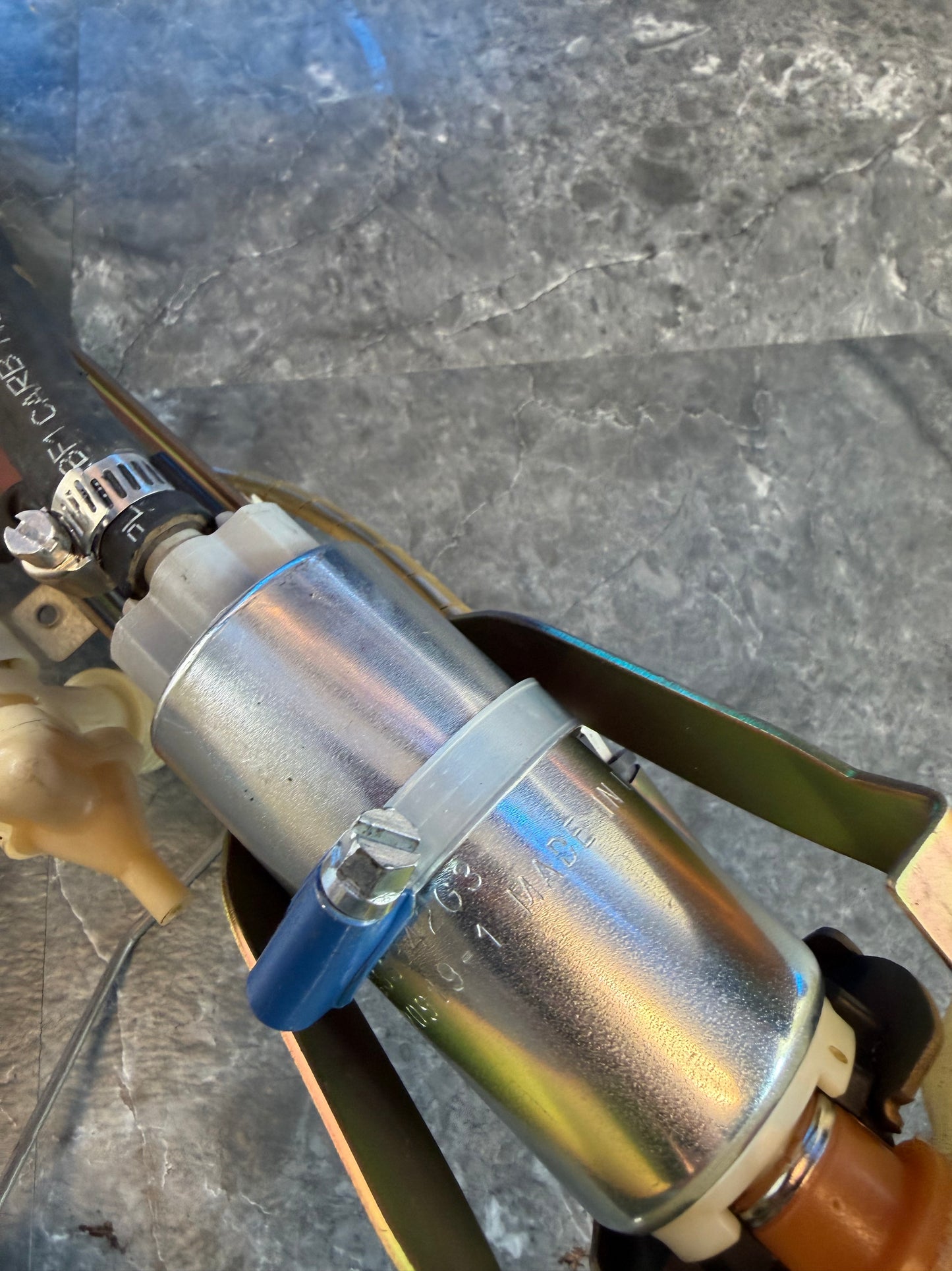 2002 - 2007 Subaru wrx and 04-07 STi oem fuel pump hanger w/ walbro aftermarket fuel pump