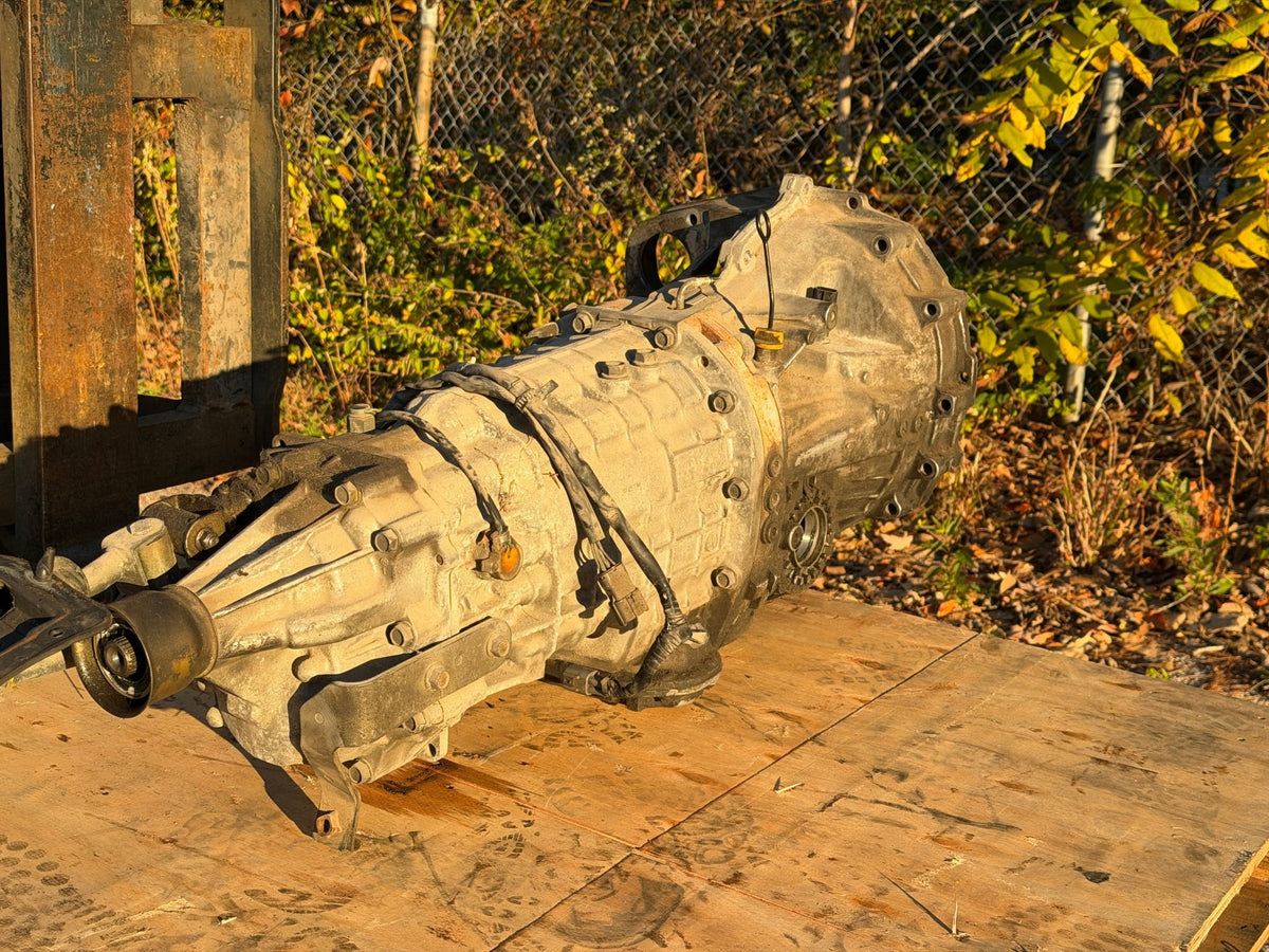 * CORE * 2004 Subaru STi 6 speed manual AWD DCCD gearbox transmission 3.9 ( needs front differential replaced )