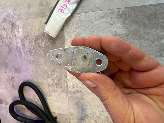 Cylinder head block off plates v25 d25 w25 n25 €gr @ir pump