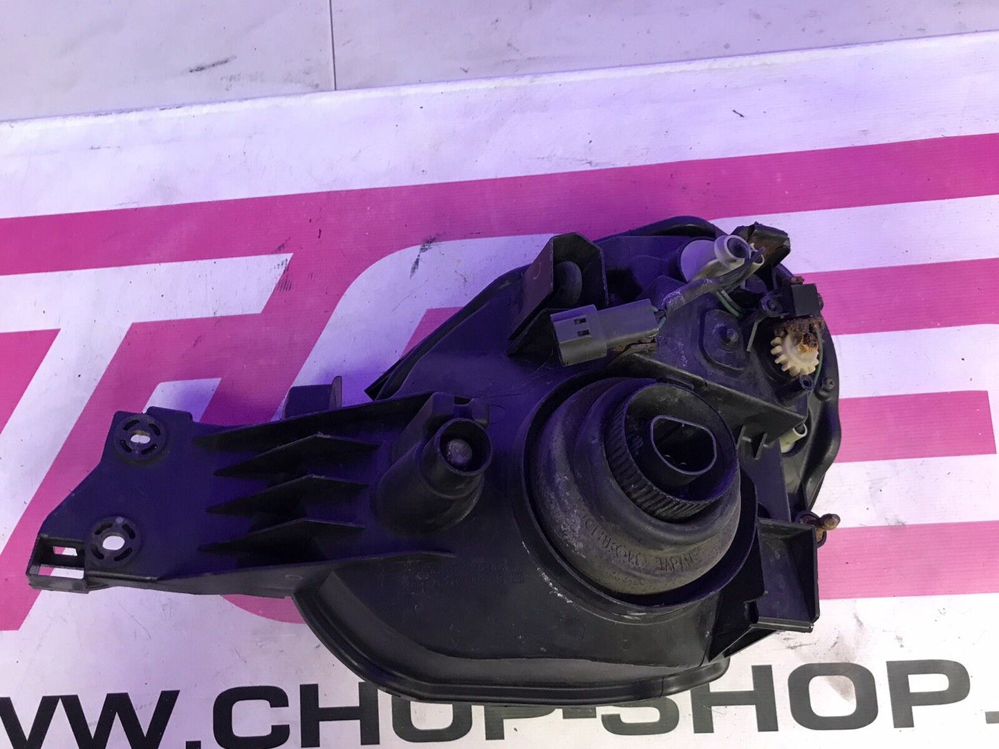 OEM 02-03 Subaru Impreza WRX RH Passenger Side Headlight Assembly