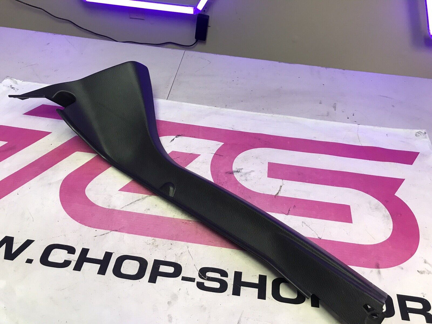 LH Driver Side Door Sill Trim Rear 2004-2007 Subaru Impreza WRX STi 94043FE010