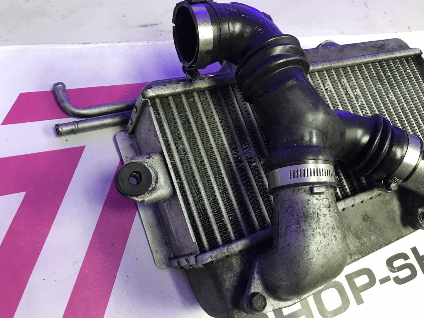 Subaru 2002-2007 Impreza WRX OEM Top Mount Intercooler Sanden SIC-TM0020