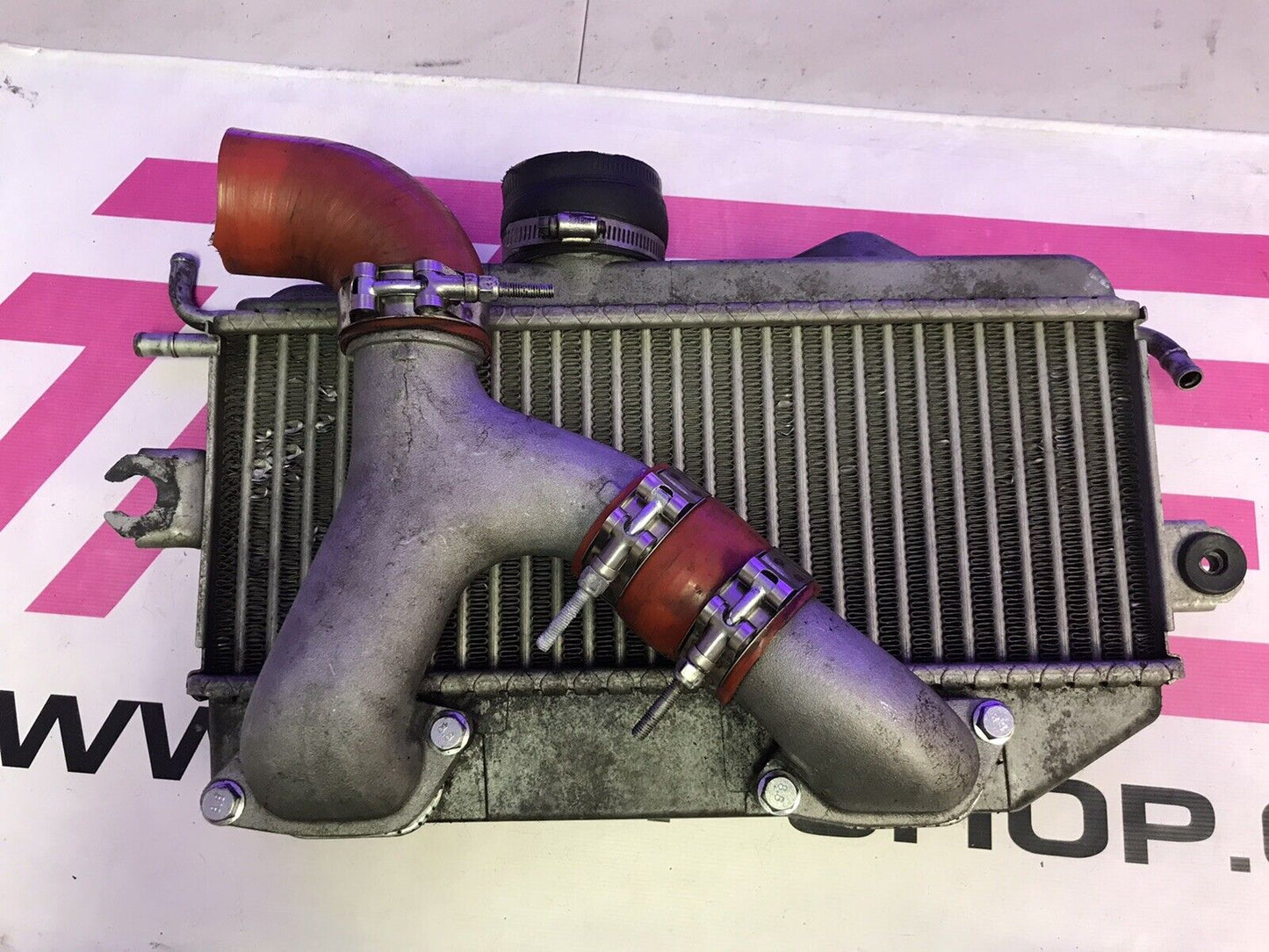 Subaru 2002-2007 Impreza WRX OEM Top Mount Intercooler Sanden SIC-TM0020