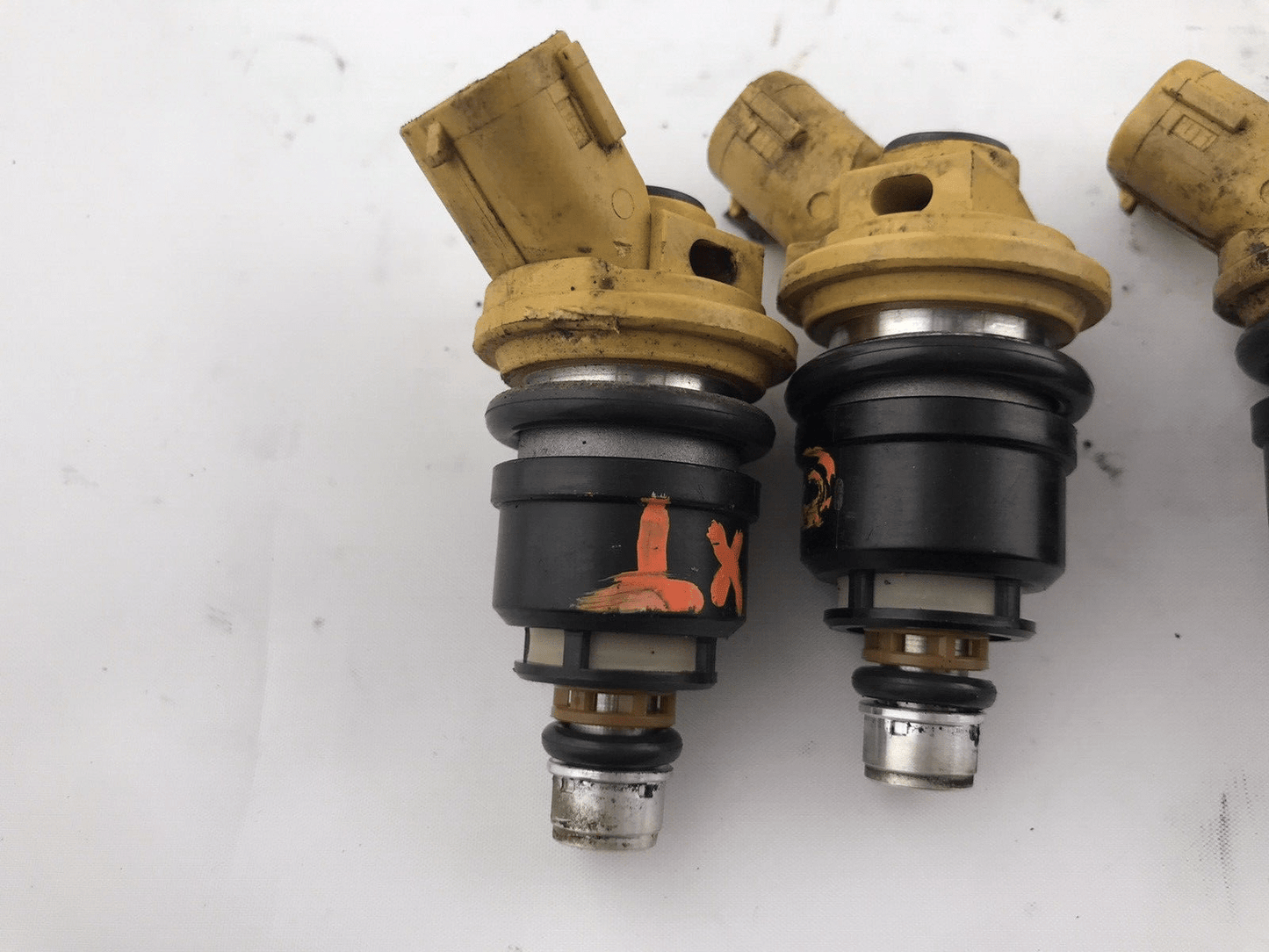 OEM 04-06 Subaru Legacy GT/OBXT Side Feed Fuel Injectors