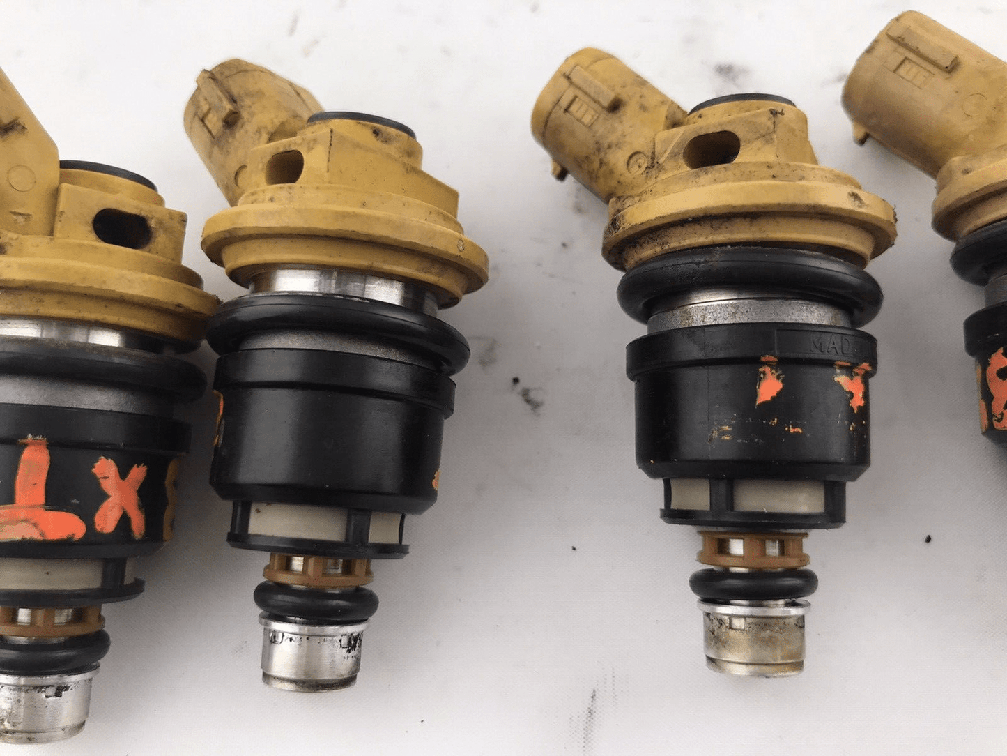 OEM 04-06 Subaru Legacy GT/OBXT Side Feed Fuel Injectors