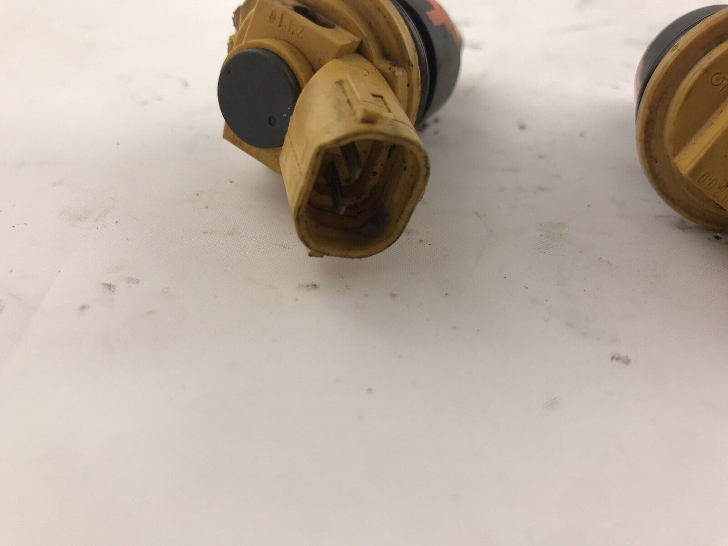 OEM 04-06 Subaru Legacy GT/OBXT Side Feed Fuel Injectors