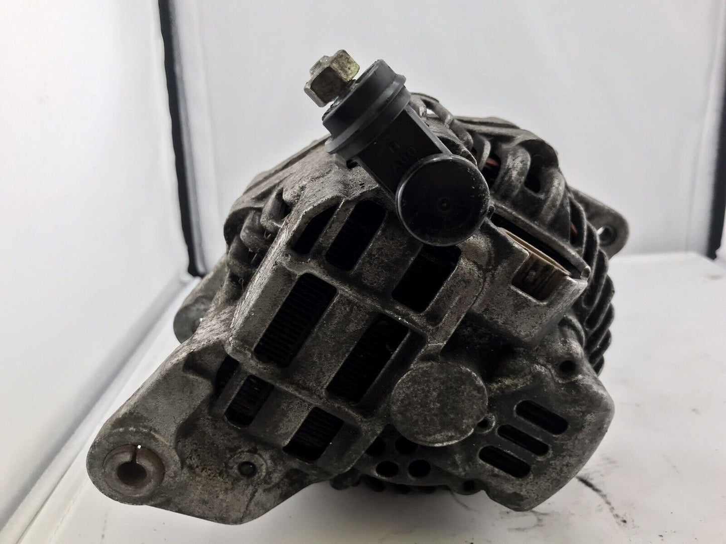 OEM 06-07 Subaru Impreza WRX STi Alternator 23700AA570