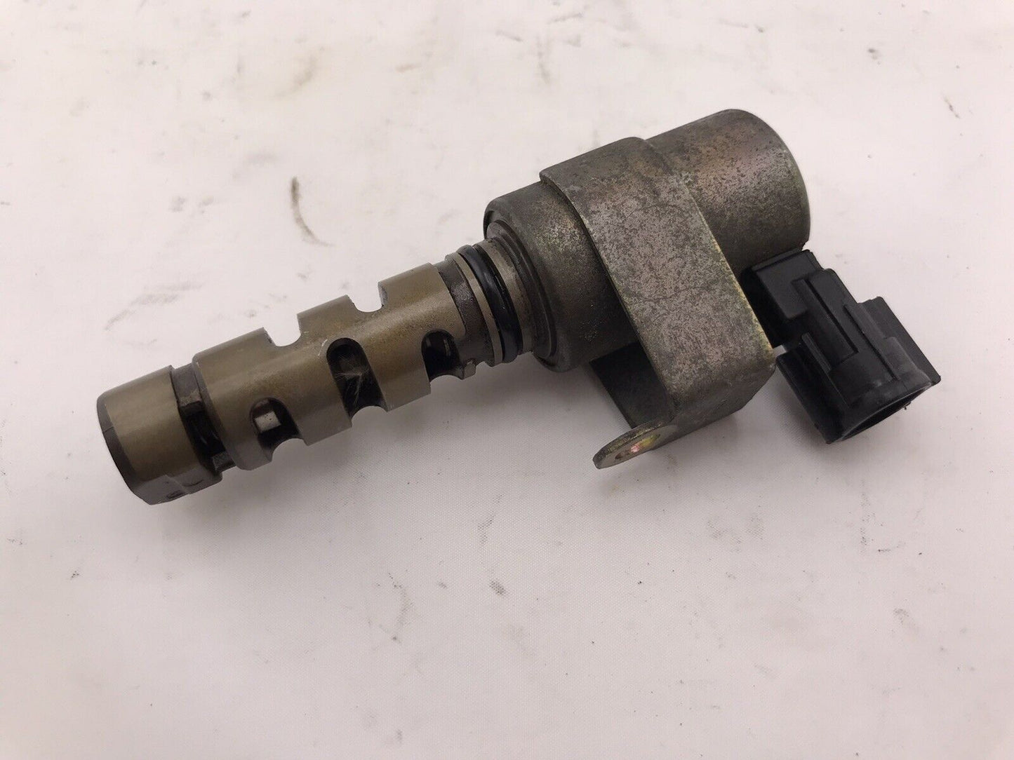 OEM 02-07 Subaru Impreza WRX STi AVCS Oil Control Solenoid Valve 10921AA002