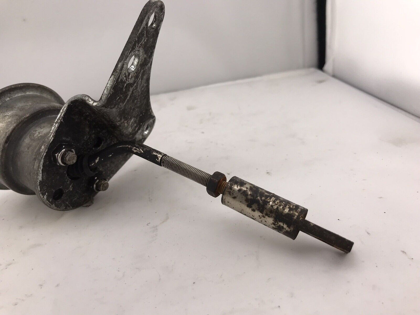 16G Turbo Wastegate w/ Actuator Rod Internal Wastegate IWG TD05