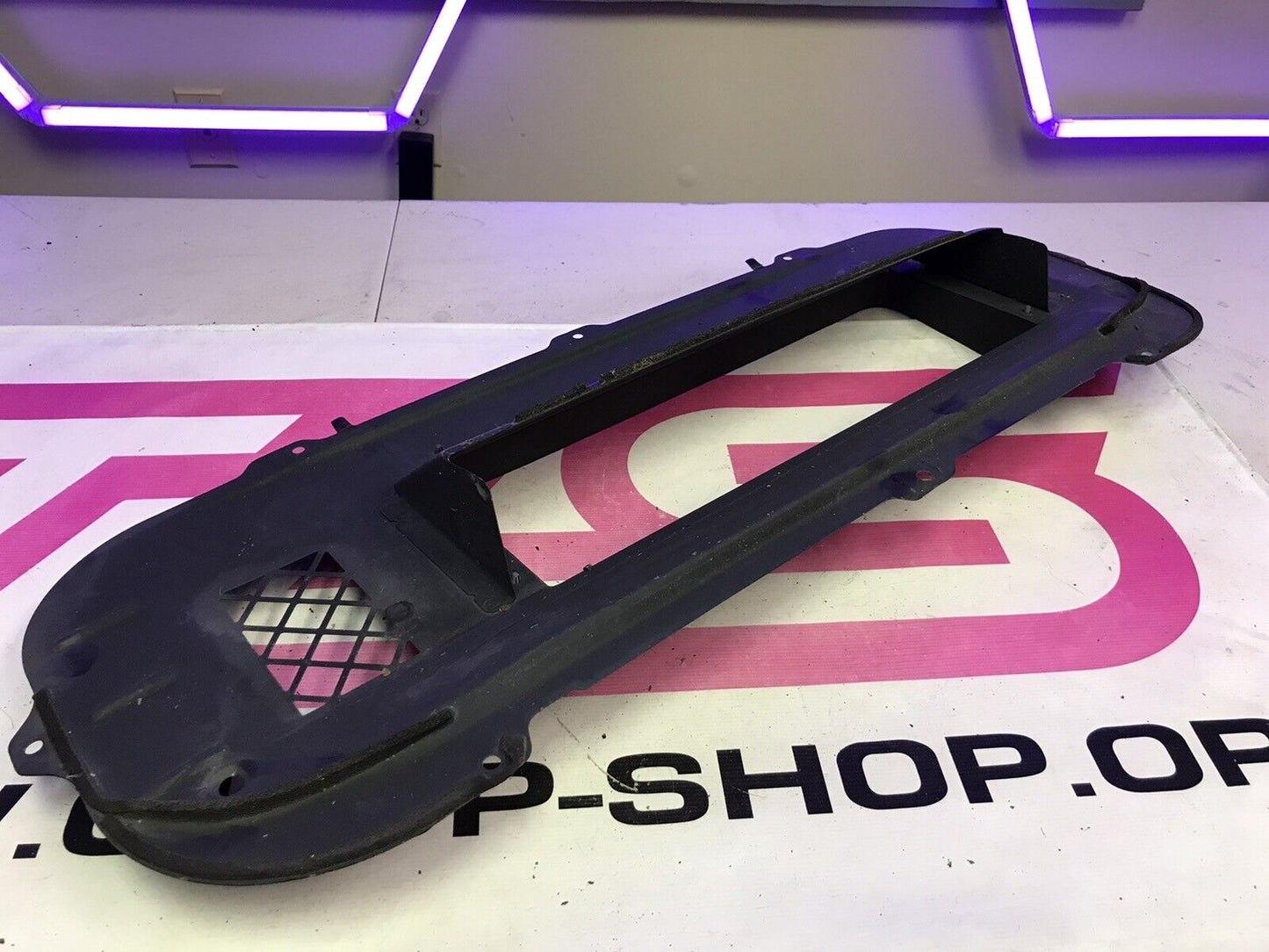OEM 2002-2003 Subaru Impreza WRX Hood Scoop Splitter Assembly