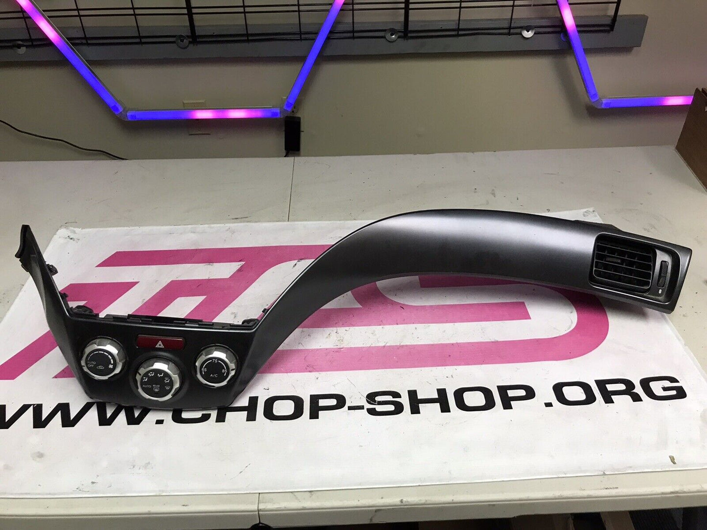 Subaru WRX STi 11-14 OEM Climate Control Heater Assembly w/ Trim and Grill Vent
