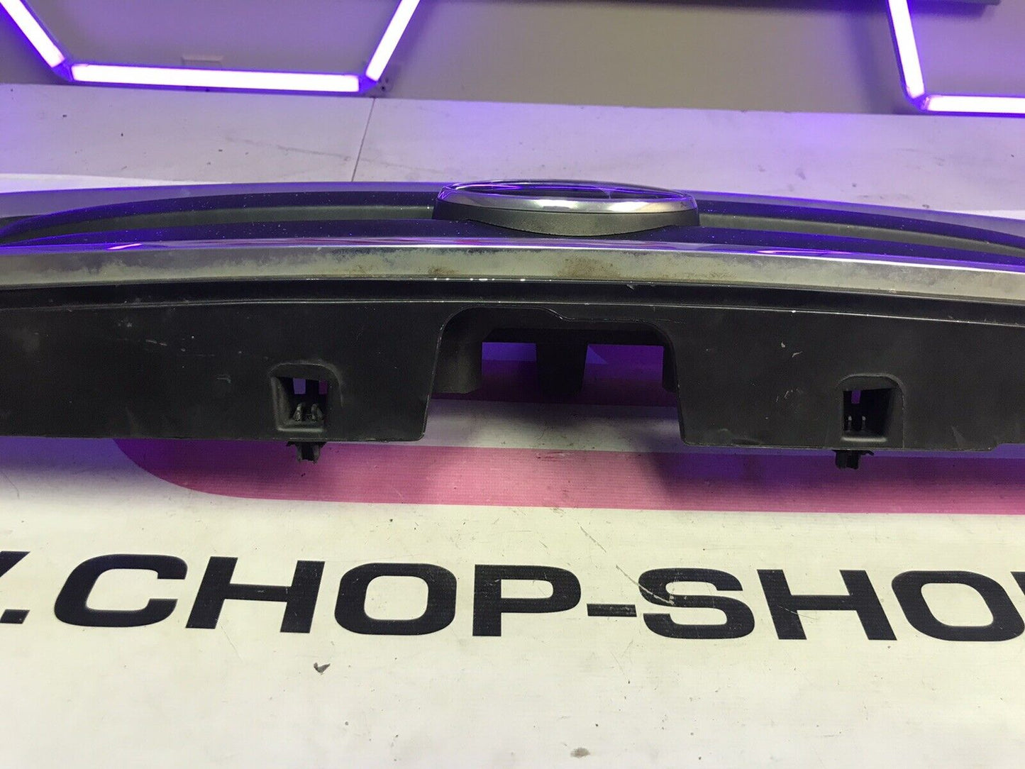 OEM Front Grille Assembly Subaru Forester 03-06 91121SA010 91121SA030