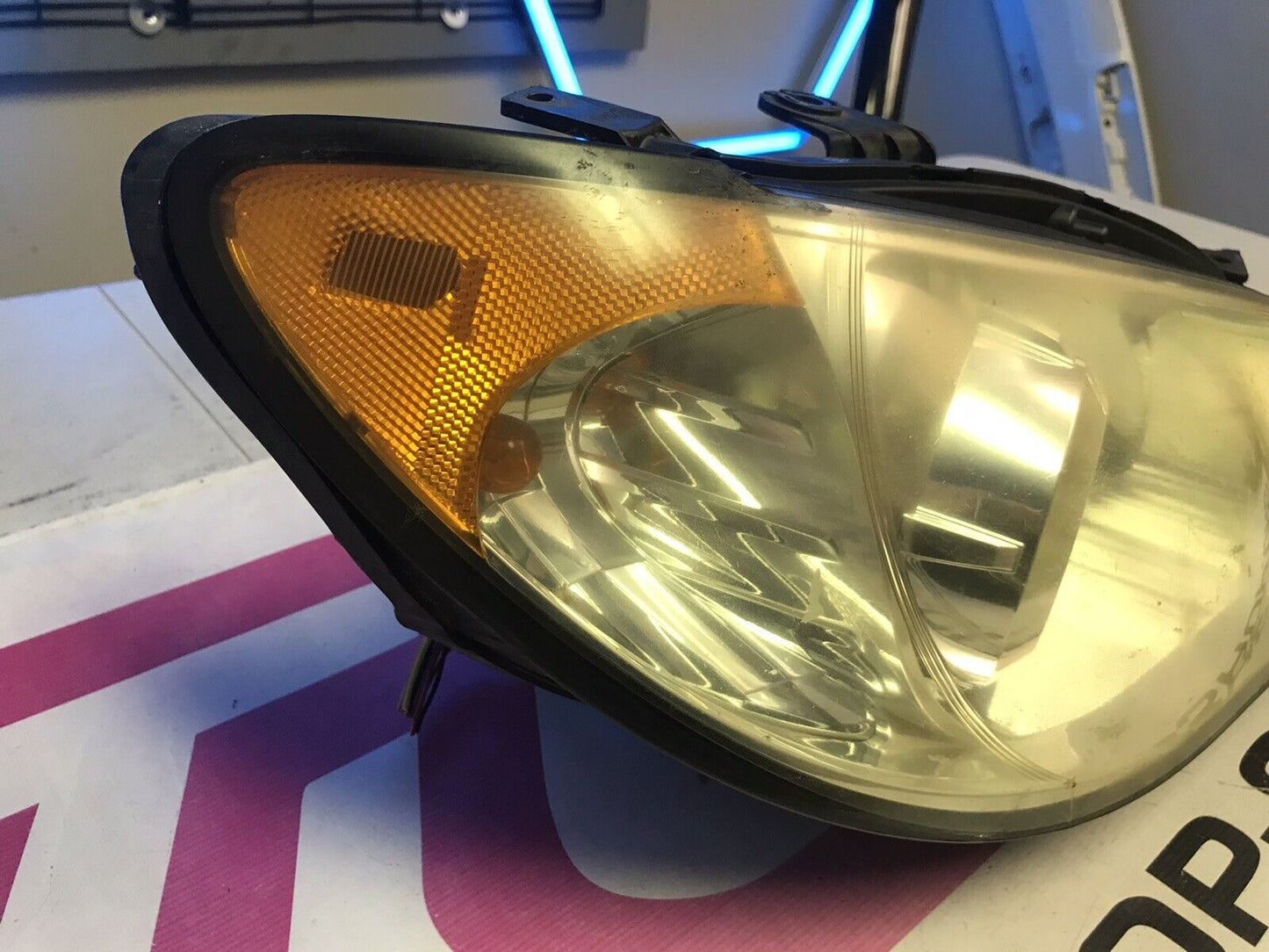 OEM 06-07 Subaru Impreza WRX STi Passenger Side RH Headlight Assy