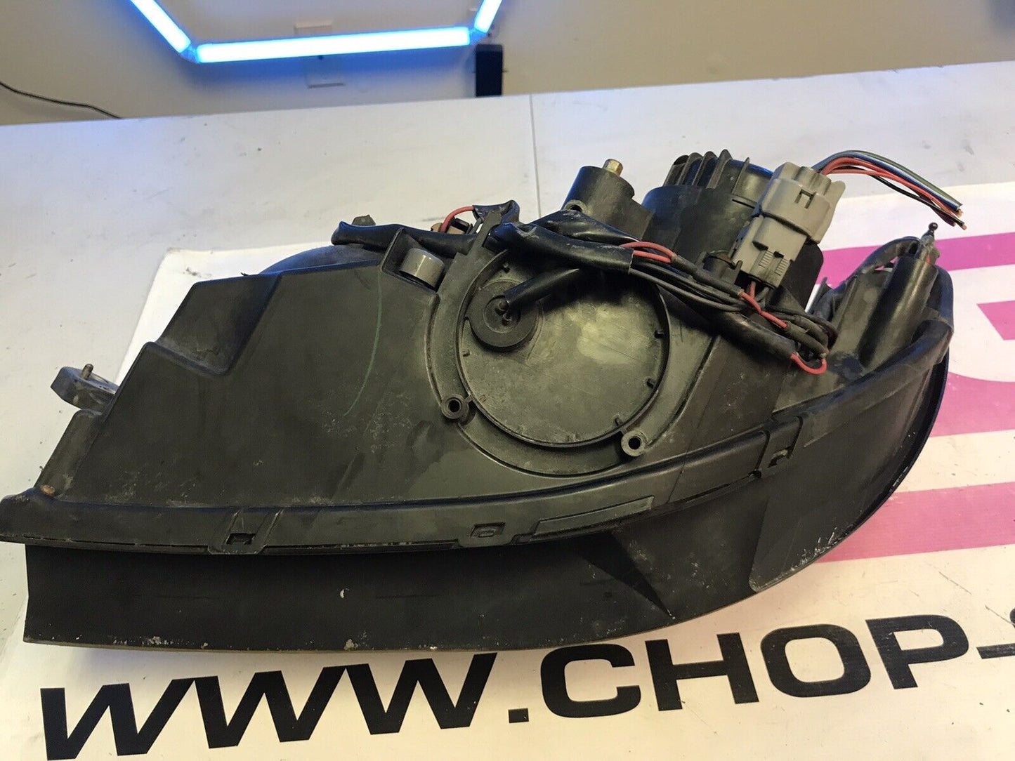 OEM 06-07 Subaru Impreza WRX STi Passenger Side RH Headlight Assy