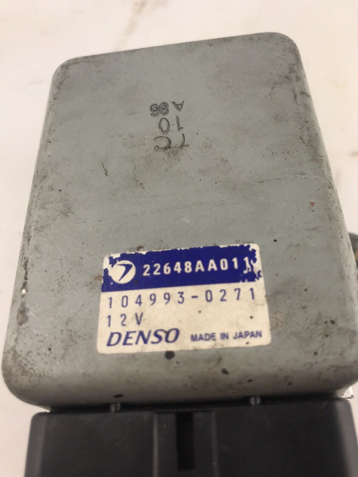 OEM Fuel Pump Controller 02-05 Subaru Impreza WRX /04-05 FXT 22648AA011