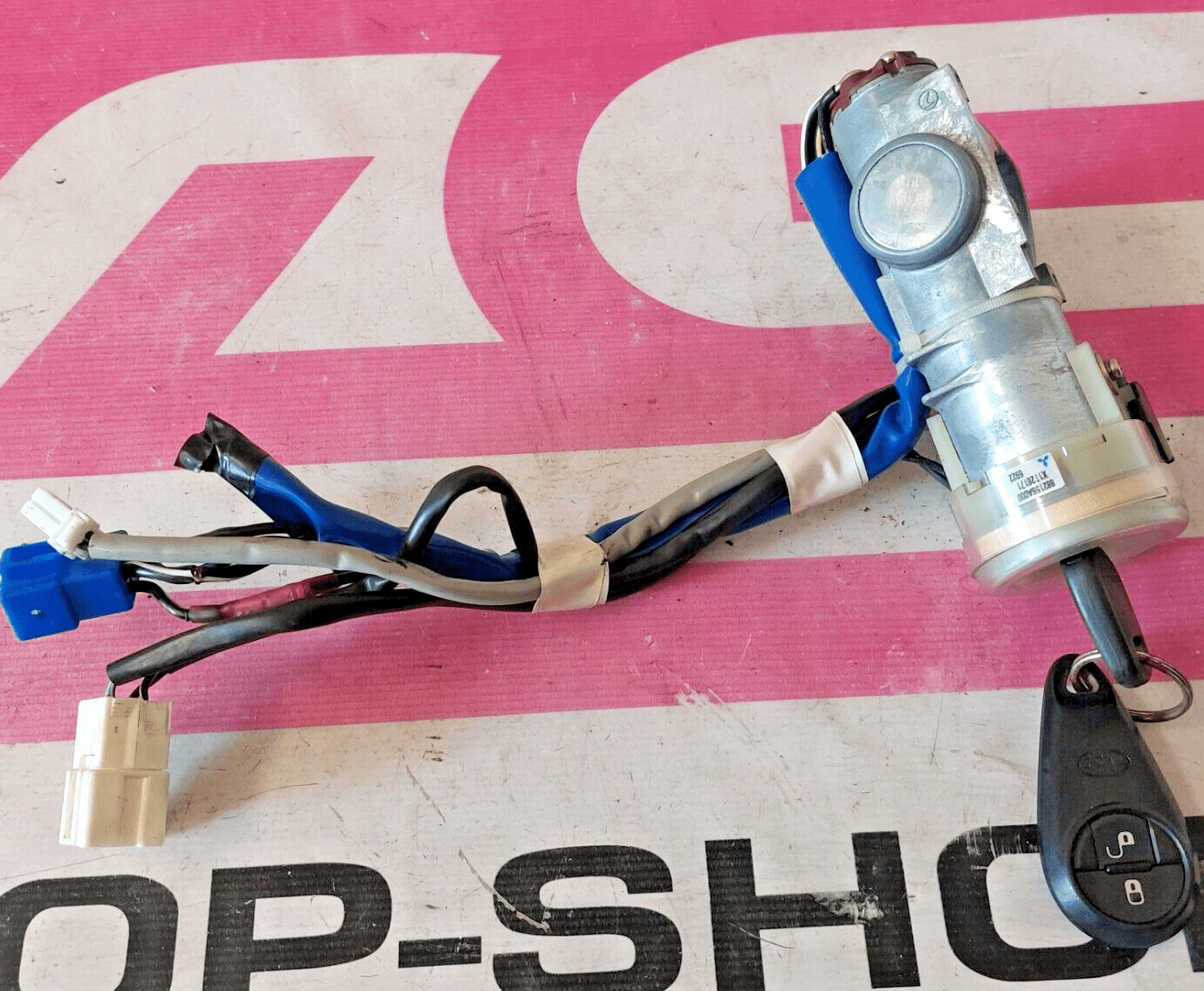 OEM 2005 Subaru Impreza STi Hawkeye v9 Ignition Barrel w Key 882158A000