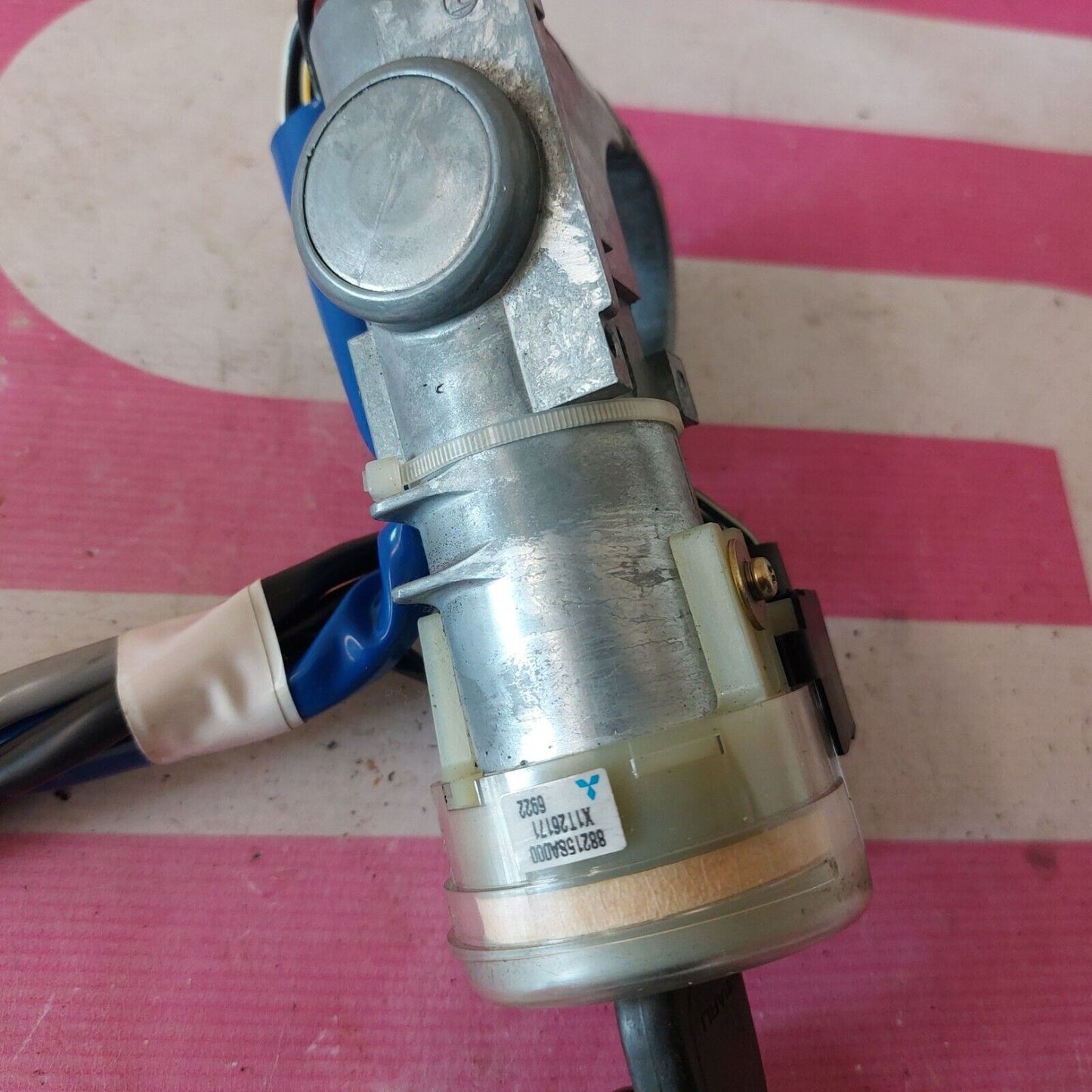 OEM 2005 Subaru Impreza STi Hawkeye v9 Ignition Barrel w Key 882158A000