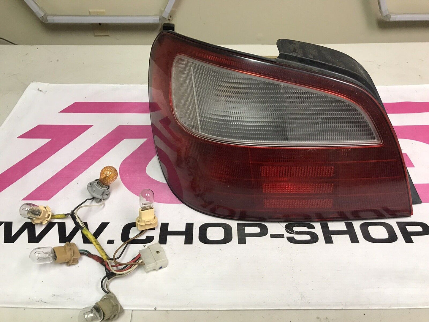 OEM LH Driver Side Tail Light Assembly 02-03 Subaru Impreza WRX Sedan