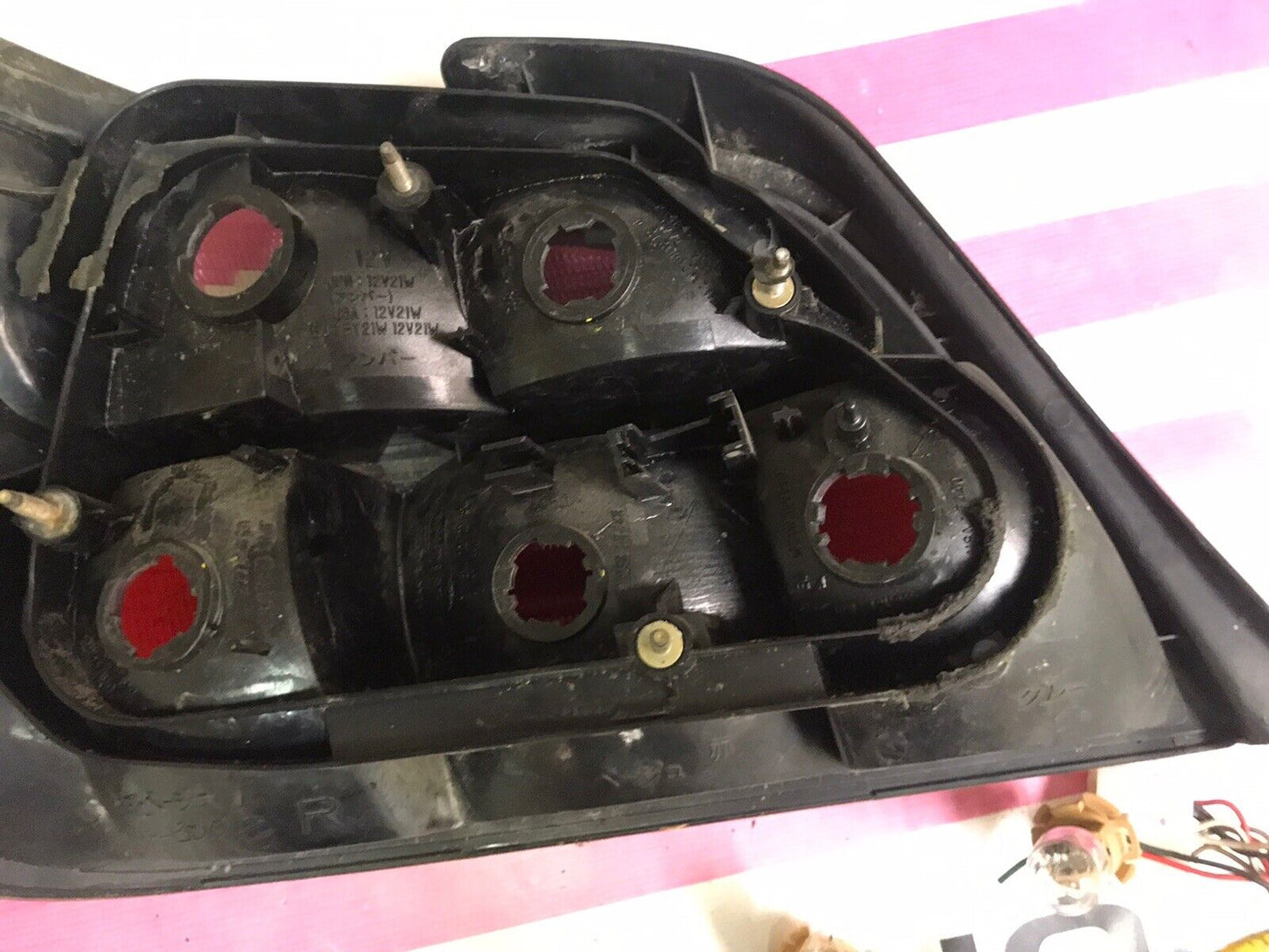 OEM RH Side Tail Light Assembly 02-03 Subaru Impreza WRX Sedan 84201FE030