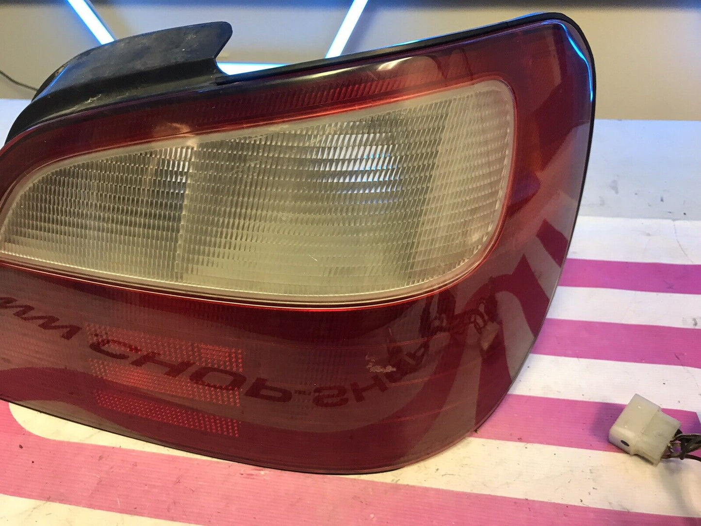 OEM RH Side Tail Light Assembly 02-03 Subaru Impreza WRX Sedan 84201FE030