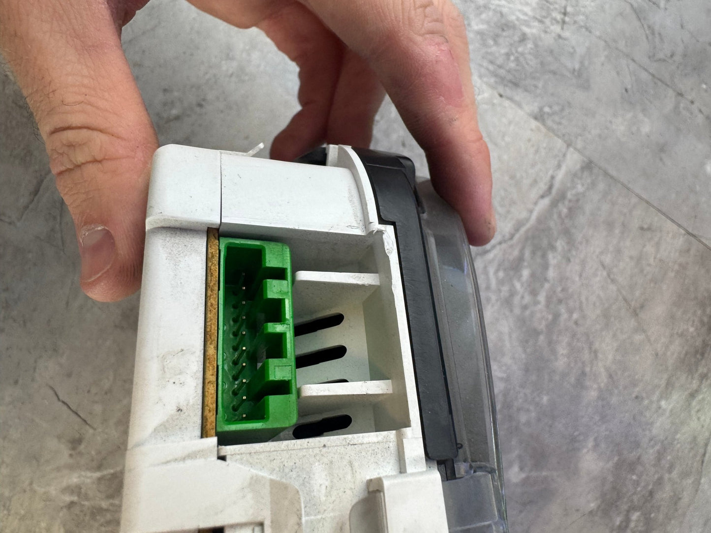 OEM 2002 Subaru Impreza WRX Instrument Gauge Cluster 173k TESTED