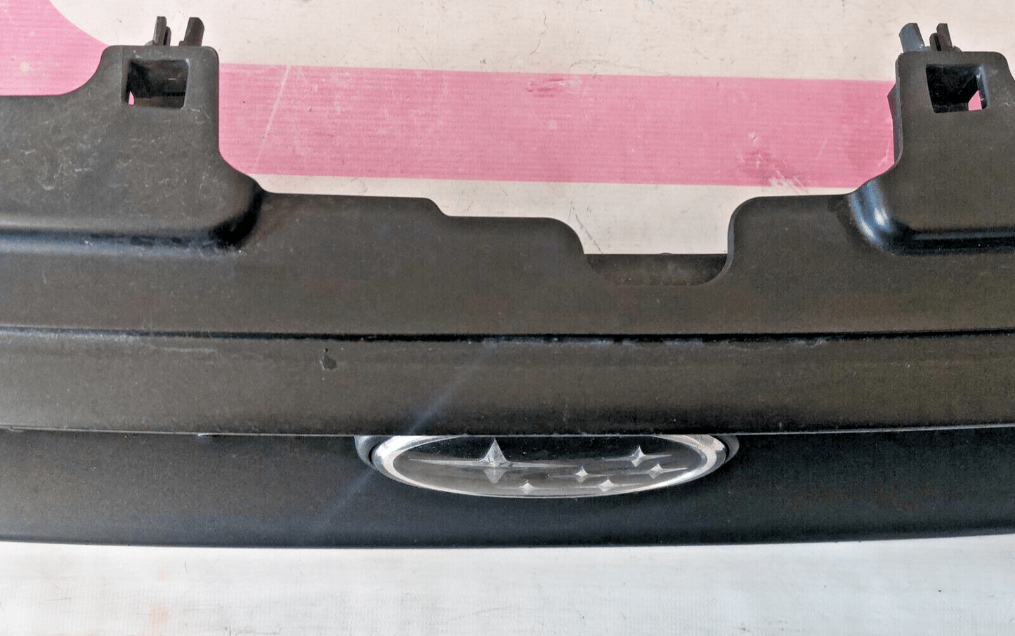 OEM 2002-2003 SUBARU WRX FRONT GRILLE ASSEMBLY 91121FE000