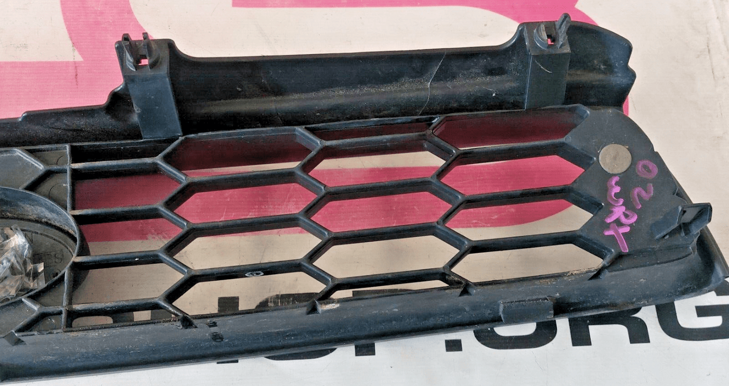 OEM 2002-2003 SUBARU WRX FRONT GRILLE ASSEMBLY 91121FE000