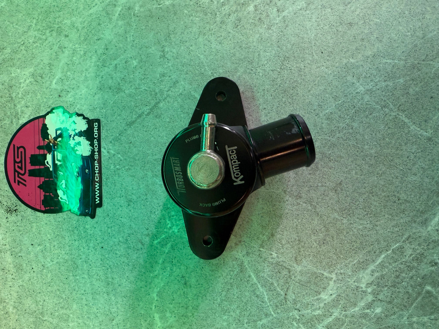 Turbosmart Kompact bypass valve diverter valve recirculating blow off valve 2008-2014 Subaru WRX