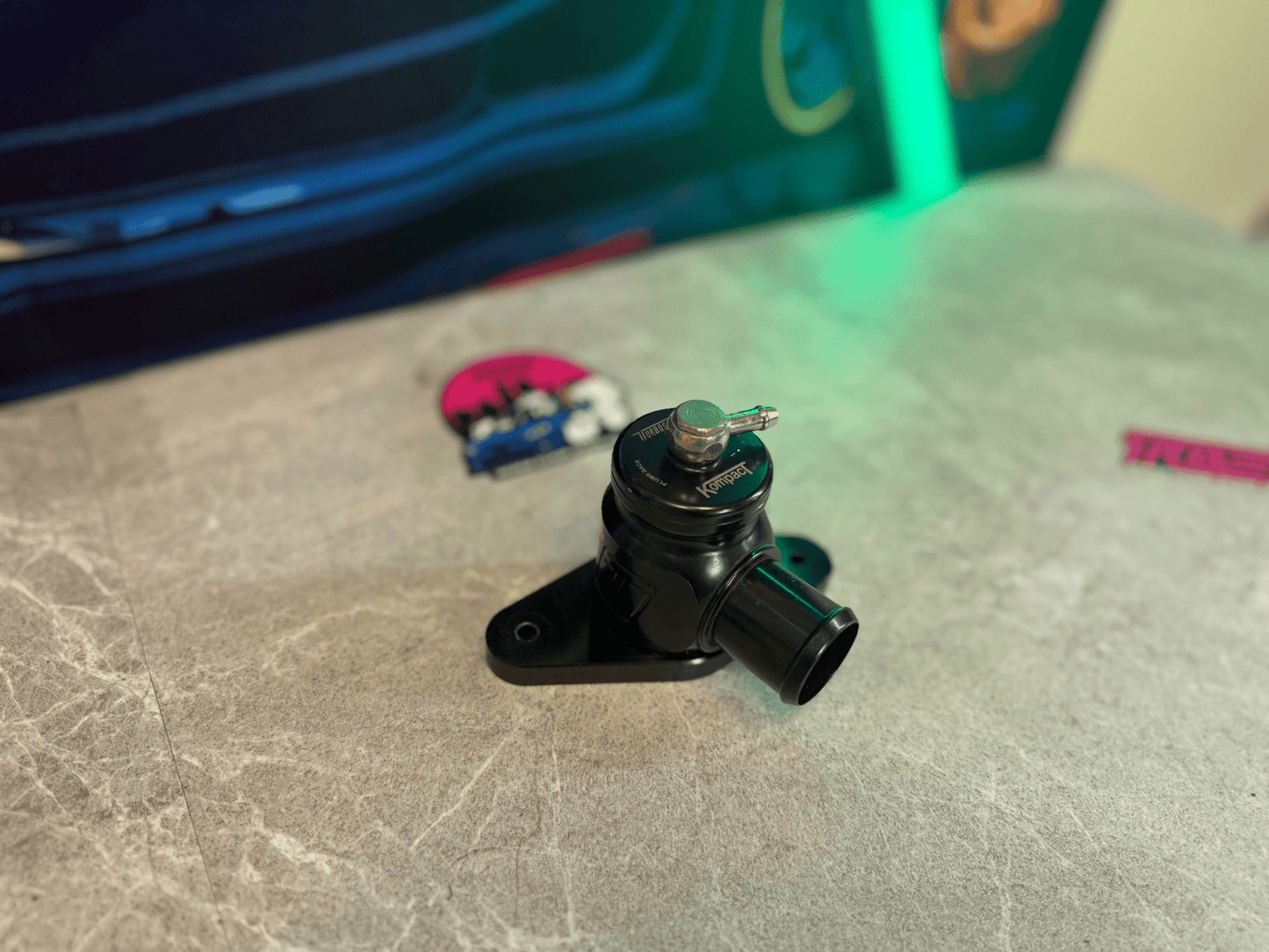 Turbosmart Kompact bypass valve diverter valve recirculating blow off valve 2008-2014 Subaru WRX