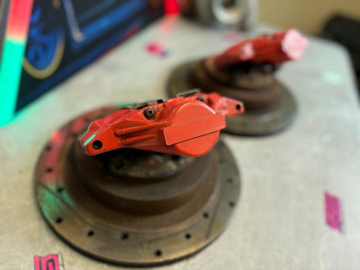2006 2007 oem Fuji Subaru rear wrx brake calipers “ 2 pots “ 5x100 rotors bugeye blobeye