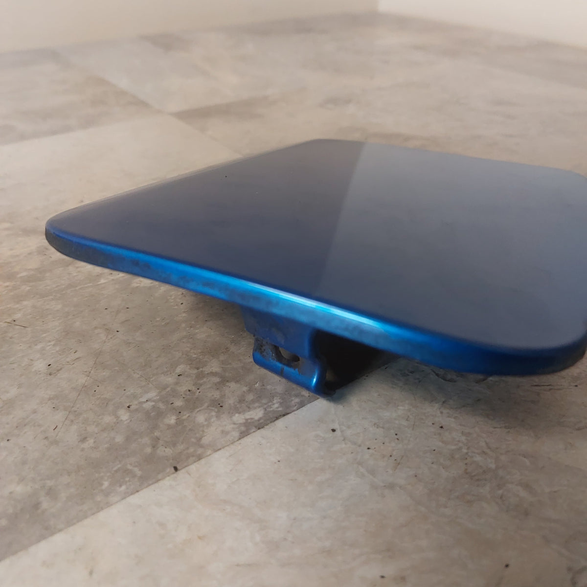 2002-2007 Subaru Impreza WRX Gas OEM Cover