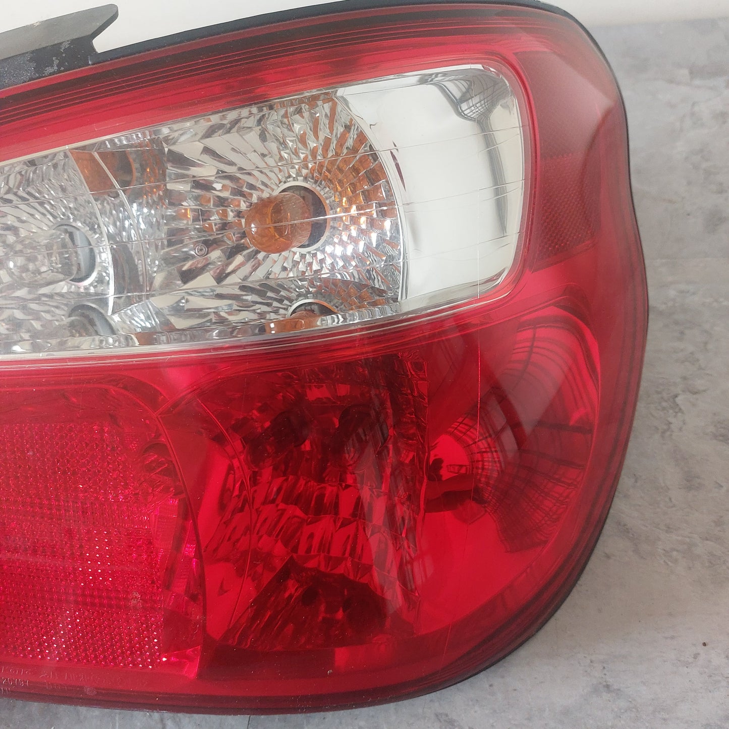 OEM RH Passenger Side Tail Light Assembly 2004-2005 Subaru Impreza WRX STi