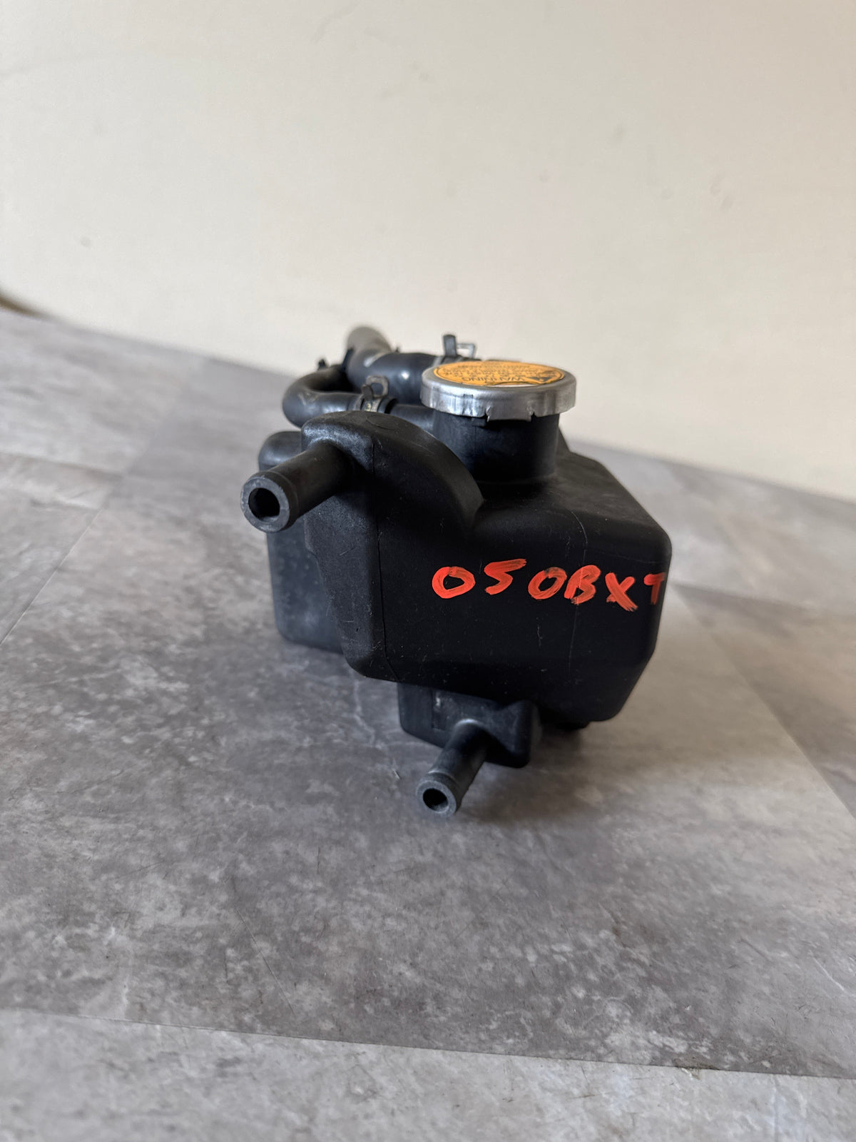 2002-2007 Subaru Impreza WRX STi OEM Tank Assembly Water