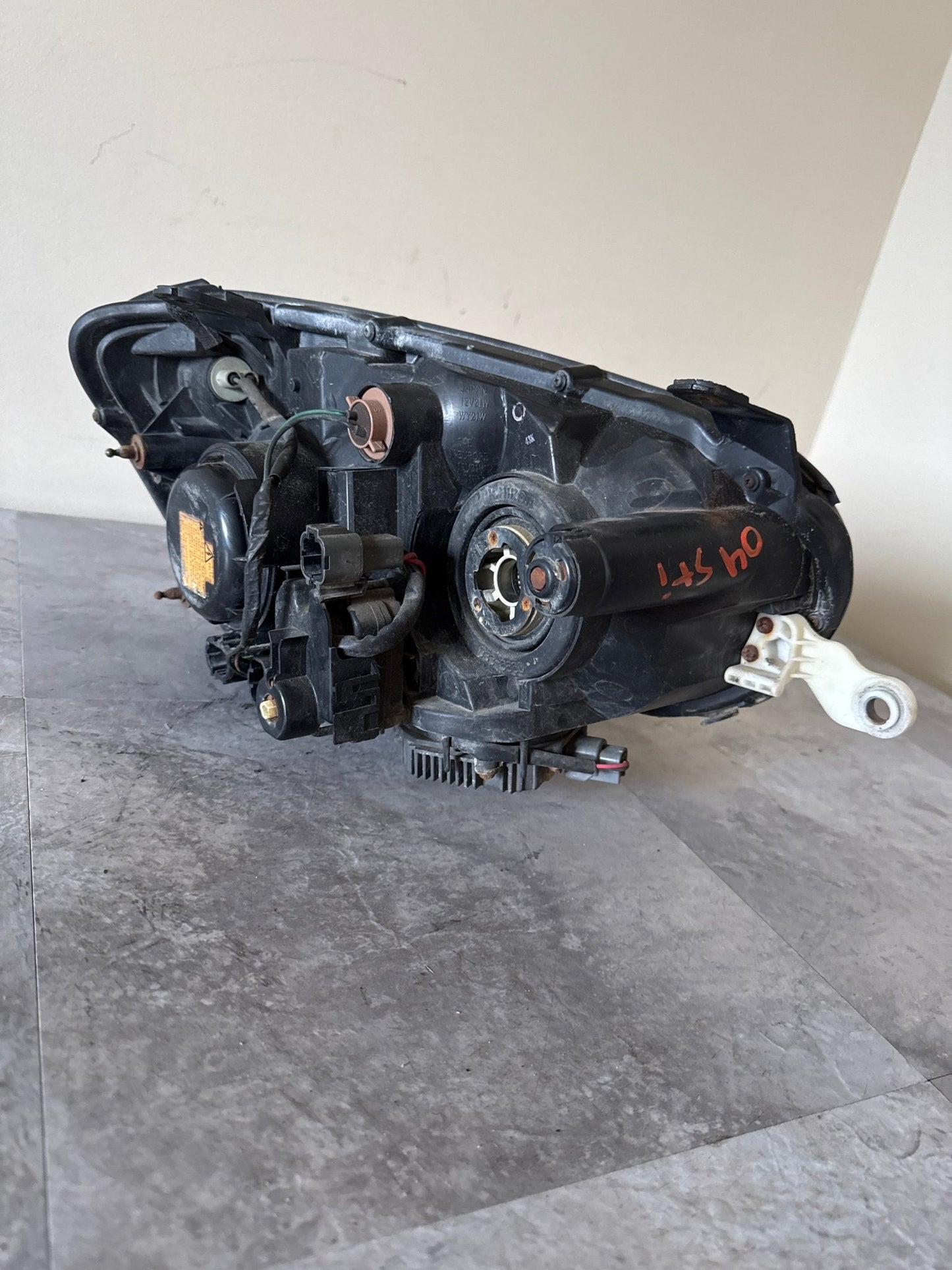 OEM 2004-2005 Subaru Impreza WRX STi LH Driver Side Headlight Assembly