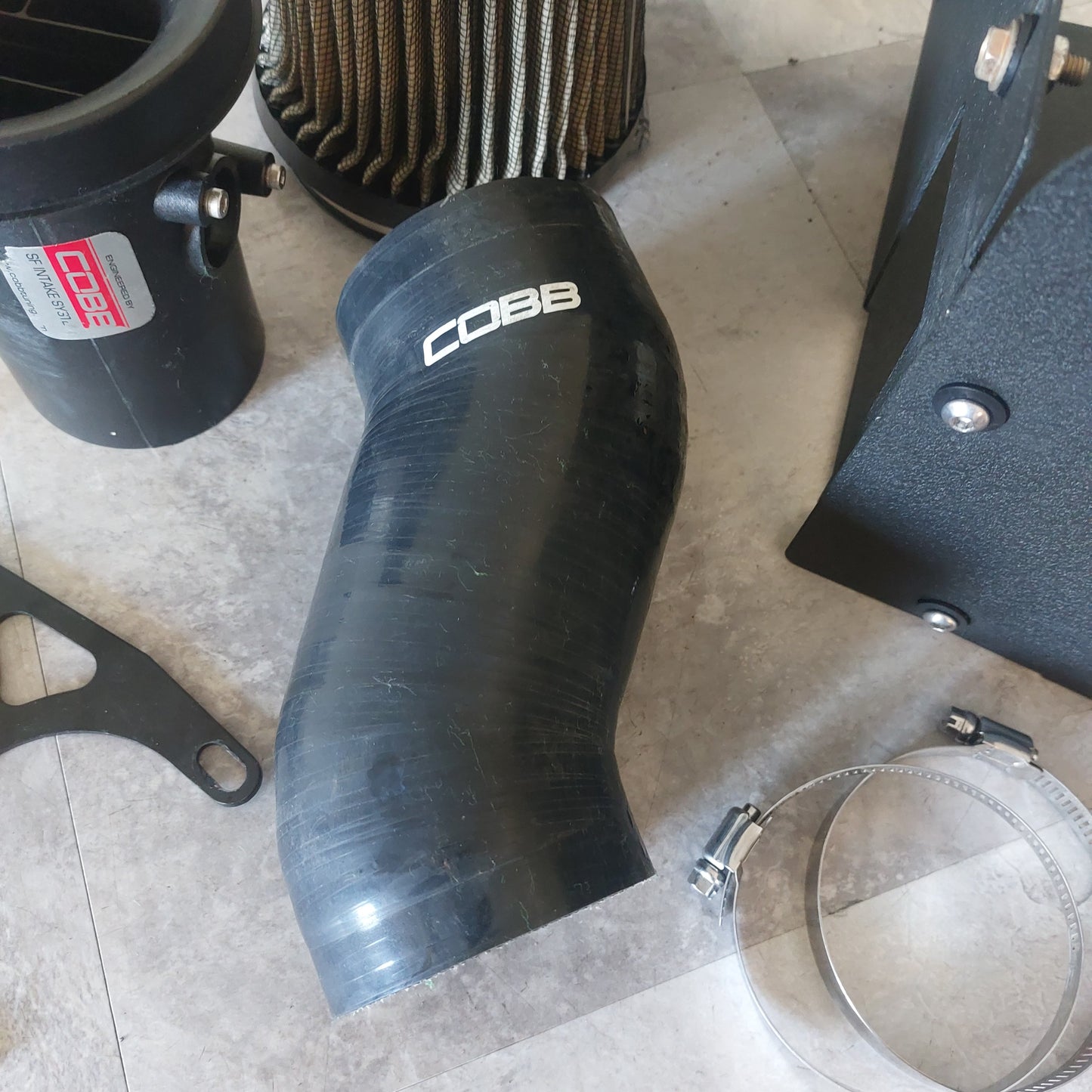 COBB SF Intake/Airbox for 2015-2018 & 2015-2021 Subaru STi ( black silicone ) - 715315-bk