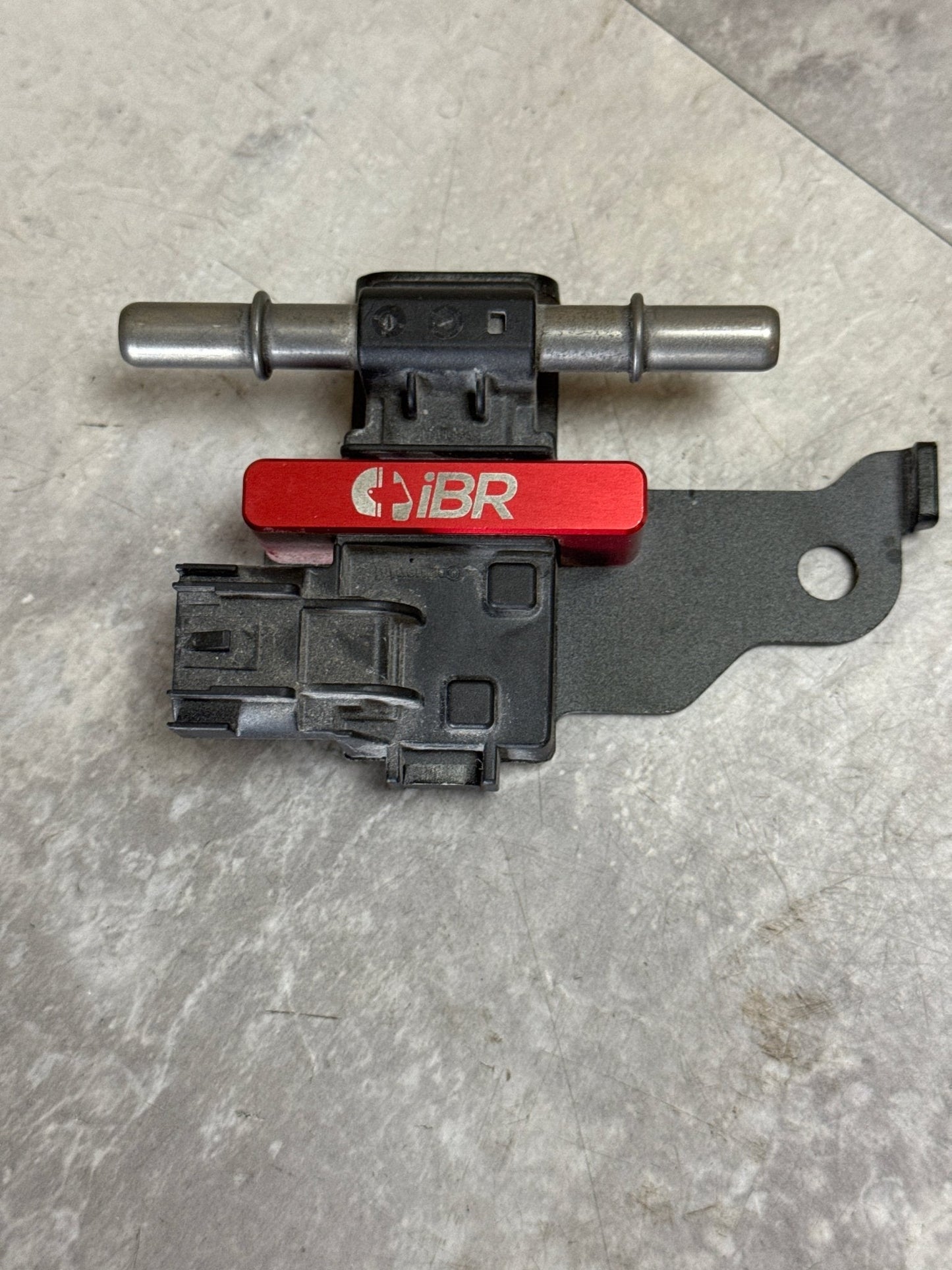 Continental Ethanol Content Sensor / Flex Fuel Sensor Kit w/ IBR Billet Mount