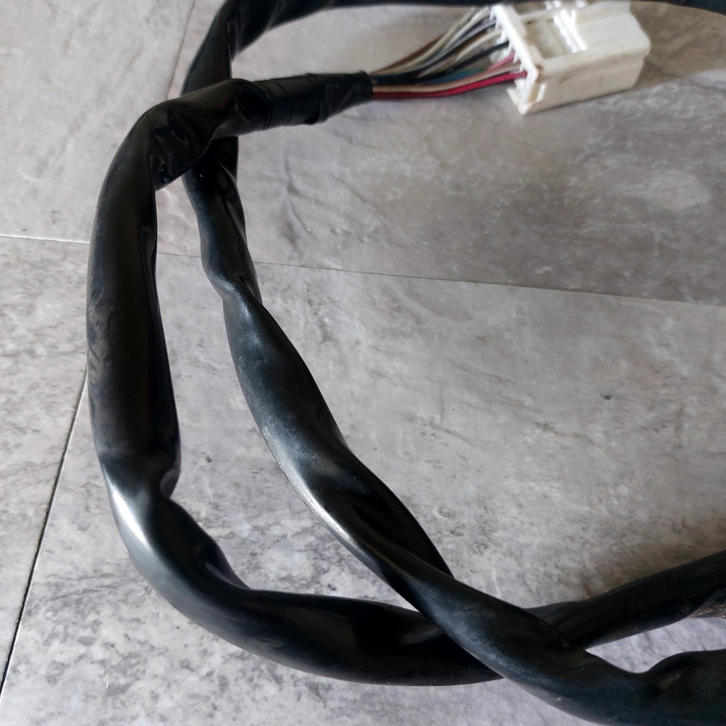 1997-2004 OEM Subwoofer Extension Cable