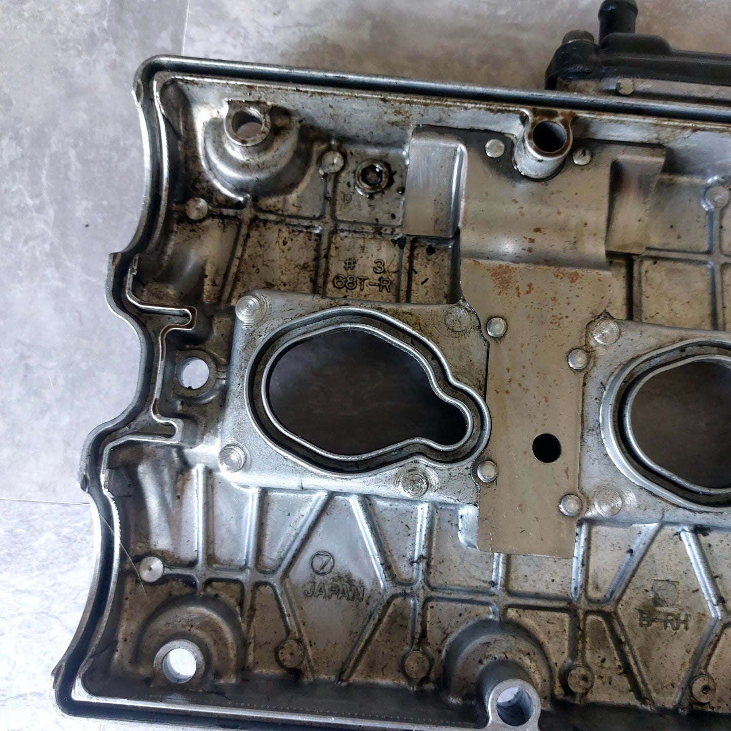 OEM RH Pass Side Valve Cover 2002-2005 Subaru Impreza WRX