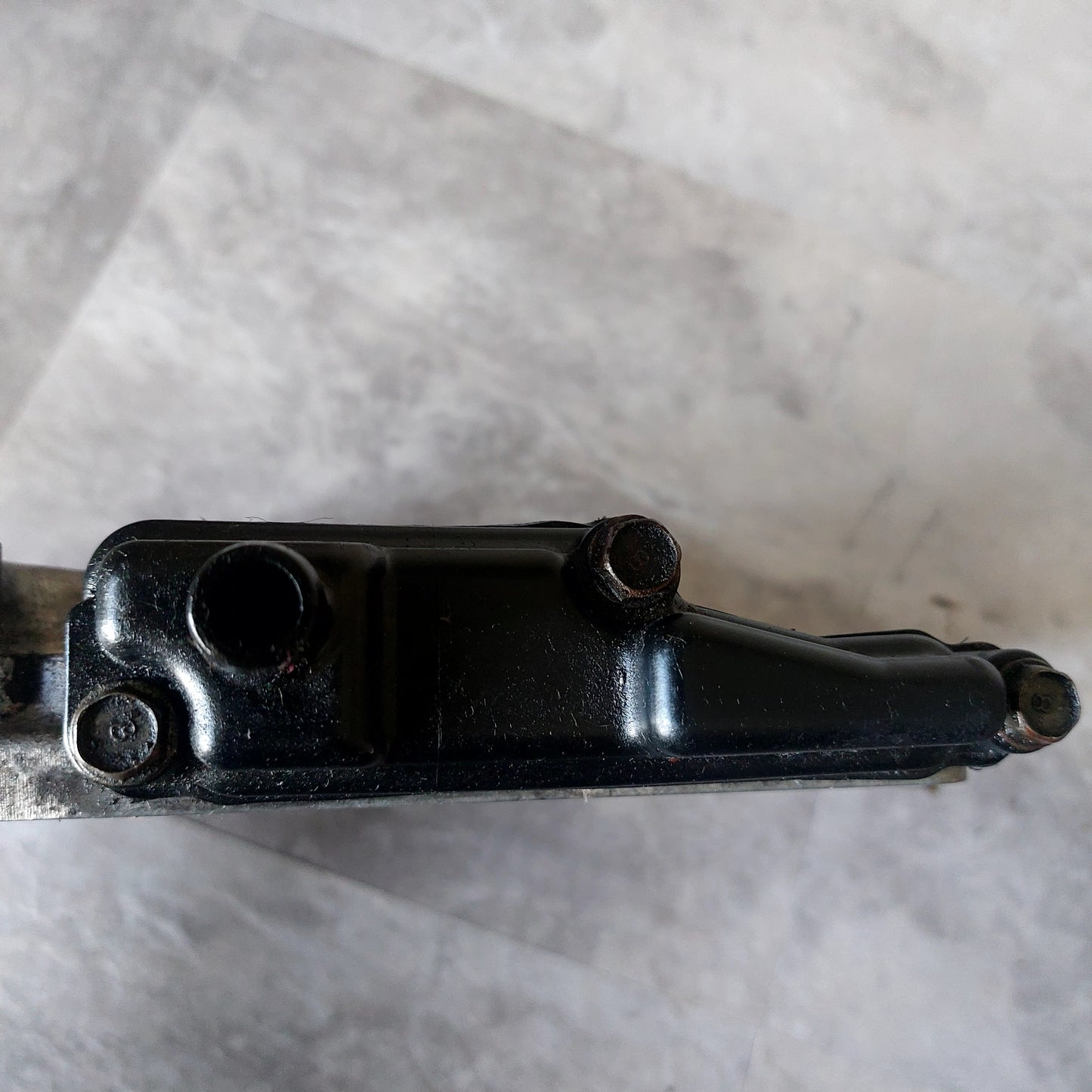 OEM RH Pass Side Valve Cover 2002-2005 Subaru Impreza WRX