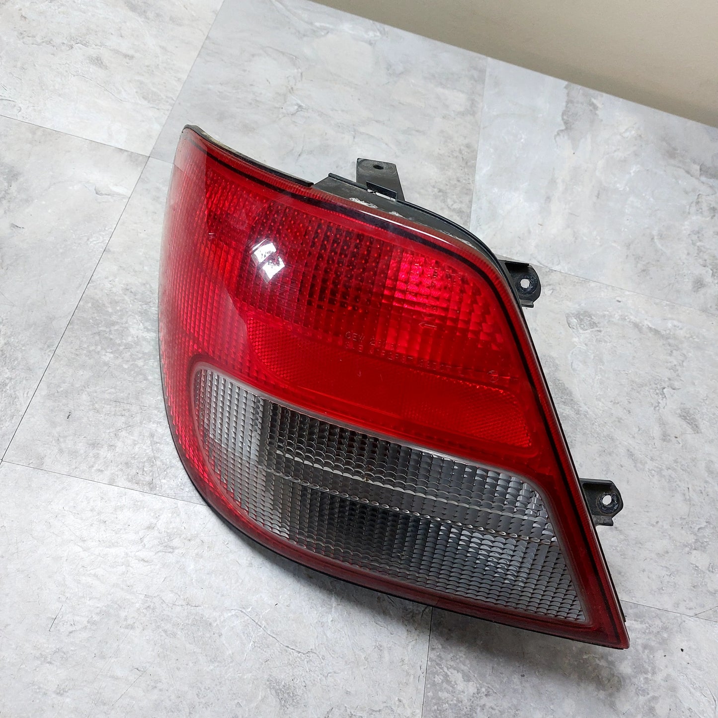 OEM 2002-2003 Subaru Impreza WRX WAGON LH Driver Side Tail Light Assembly
