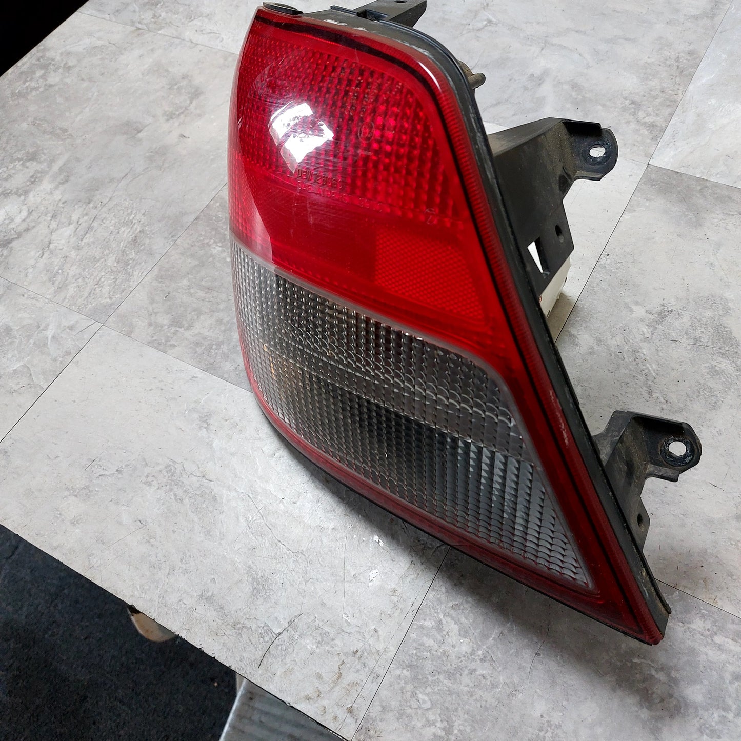 OEM 2002-2003 Subaru Impreza WRX WAGON LH Driver Side Tail Light Assembly