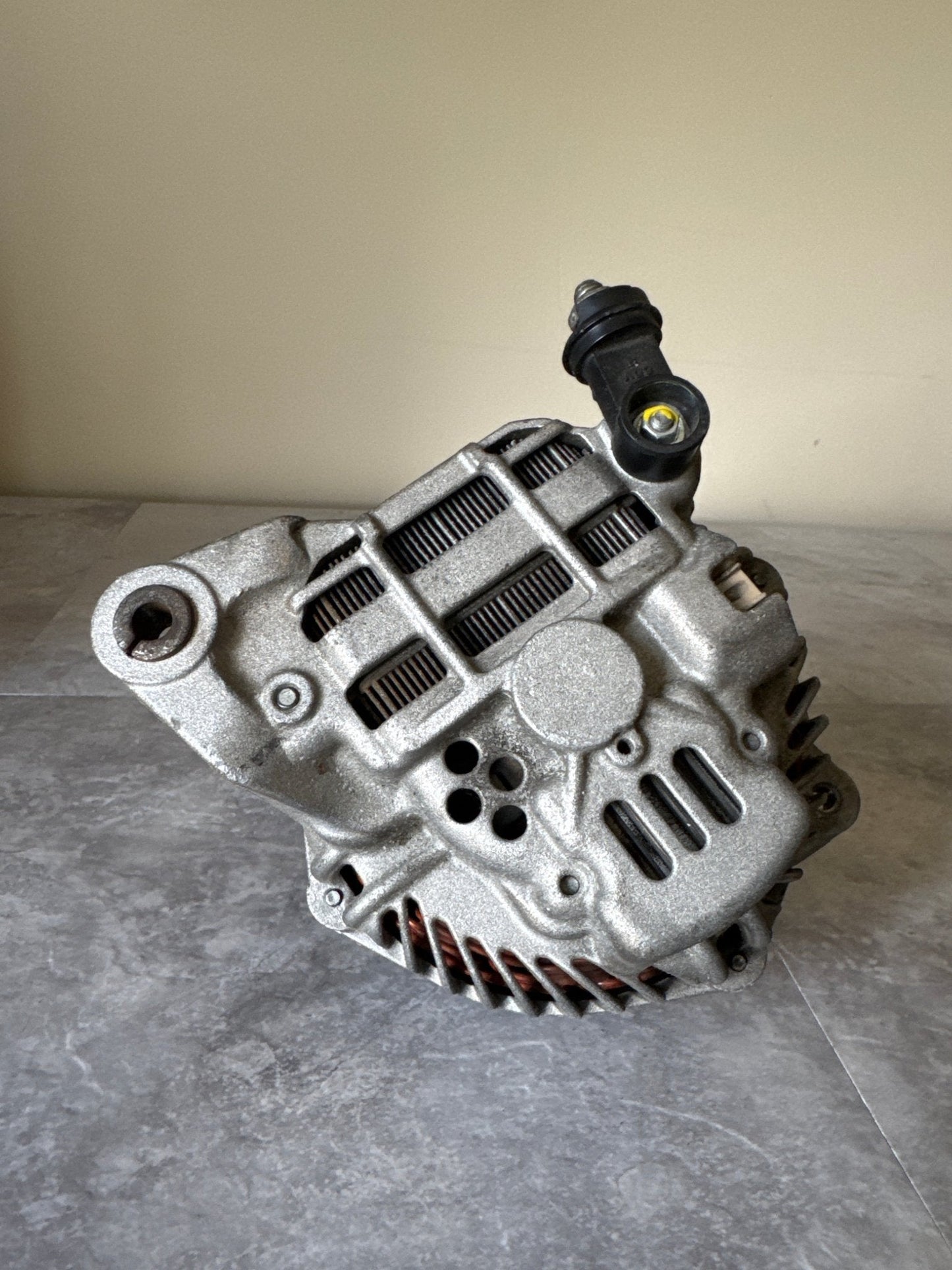 2004-2007 Subaru Impreza WRX STi Alternator (2)