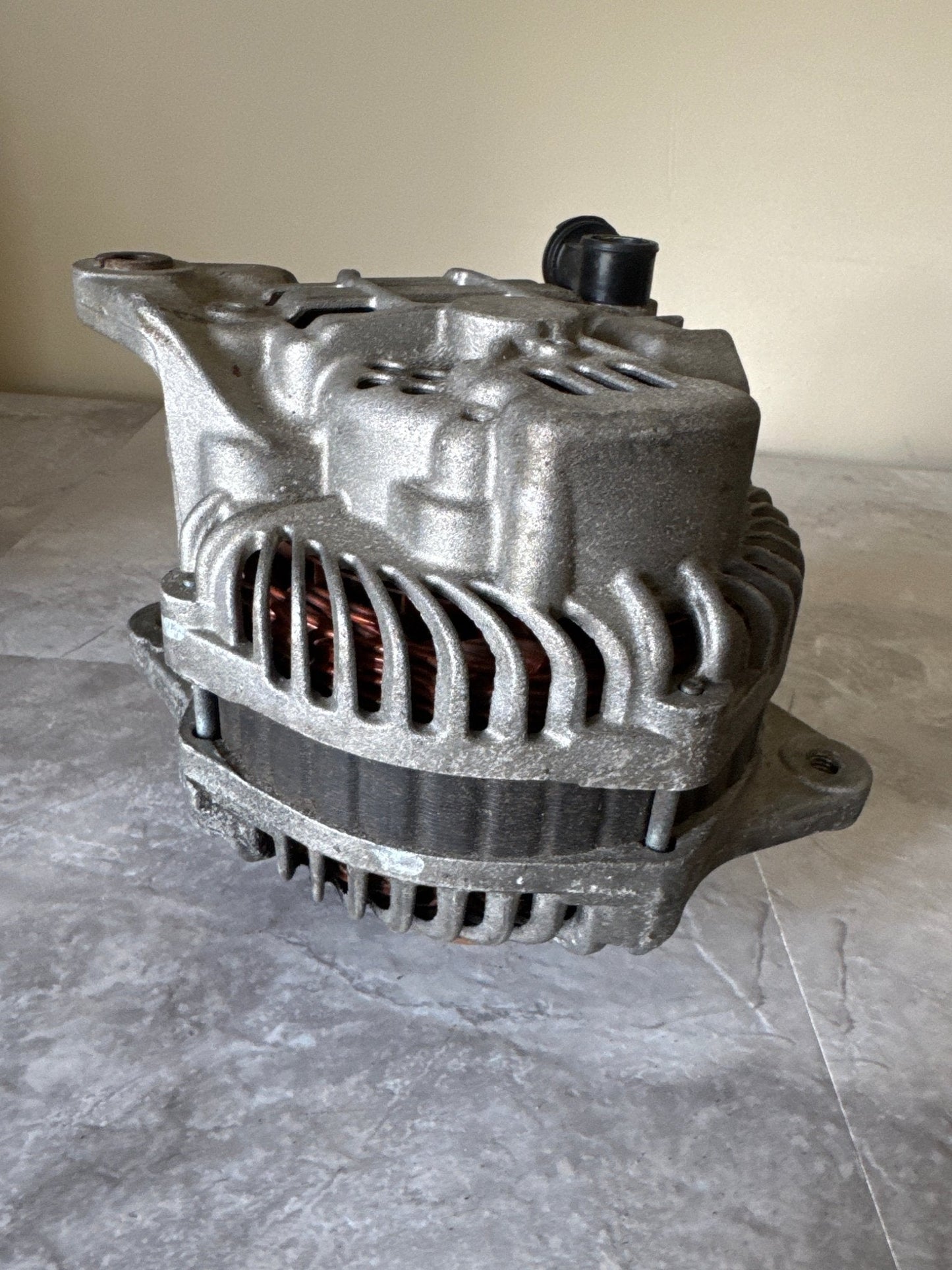 2004-2007 Subaru Impreza WRX STi Alternator (2)
