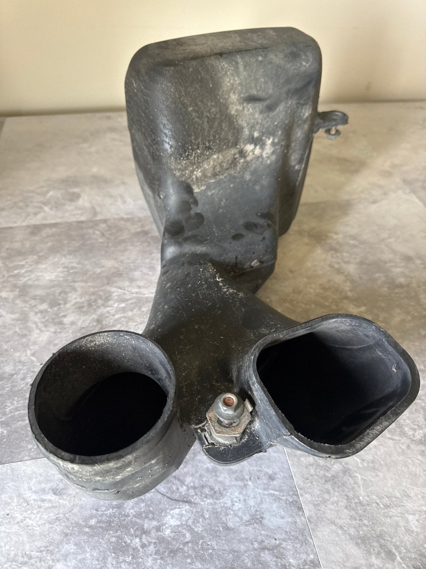 2002-2007 SUBARU WRX & STI AIR INTAKE BOX SNORKEL SILENCER RESONATOR CHAMBER OEM