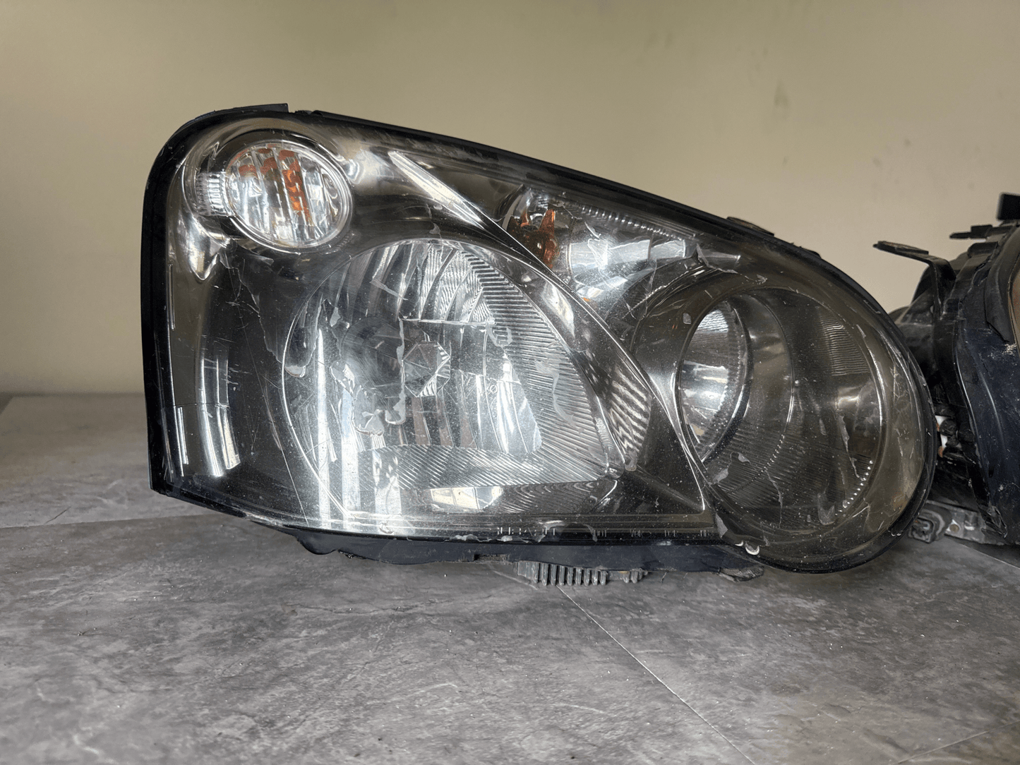 OEM 2004-2005 Subaru WRX STi GDB HID Headlights Blobeye