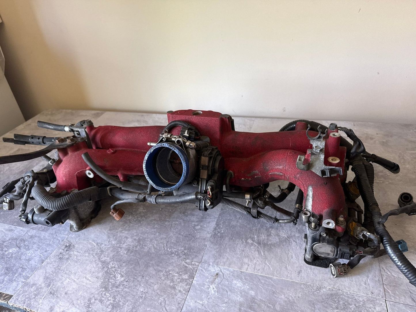 OEM Dressed Engine Intake Manifold 2004 Subaru Impreza WRX STi (2)