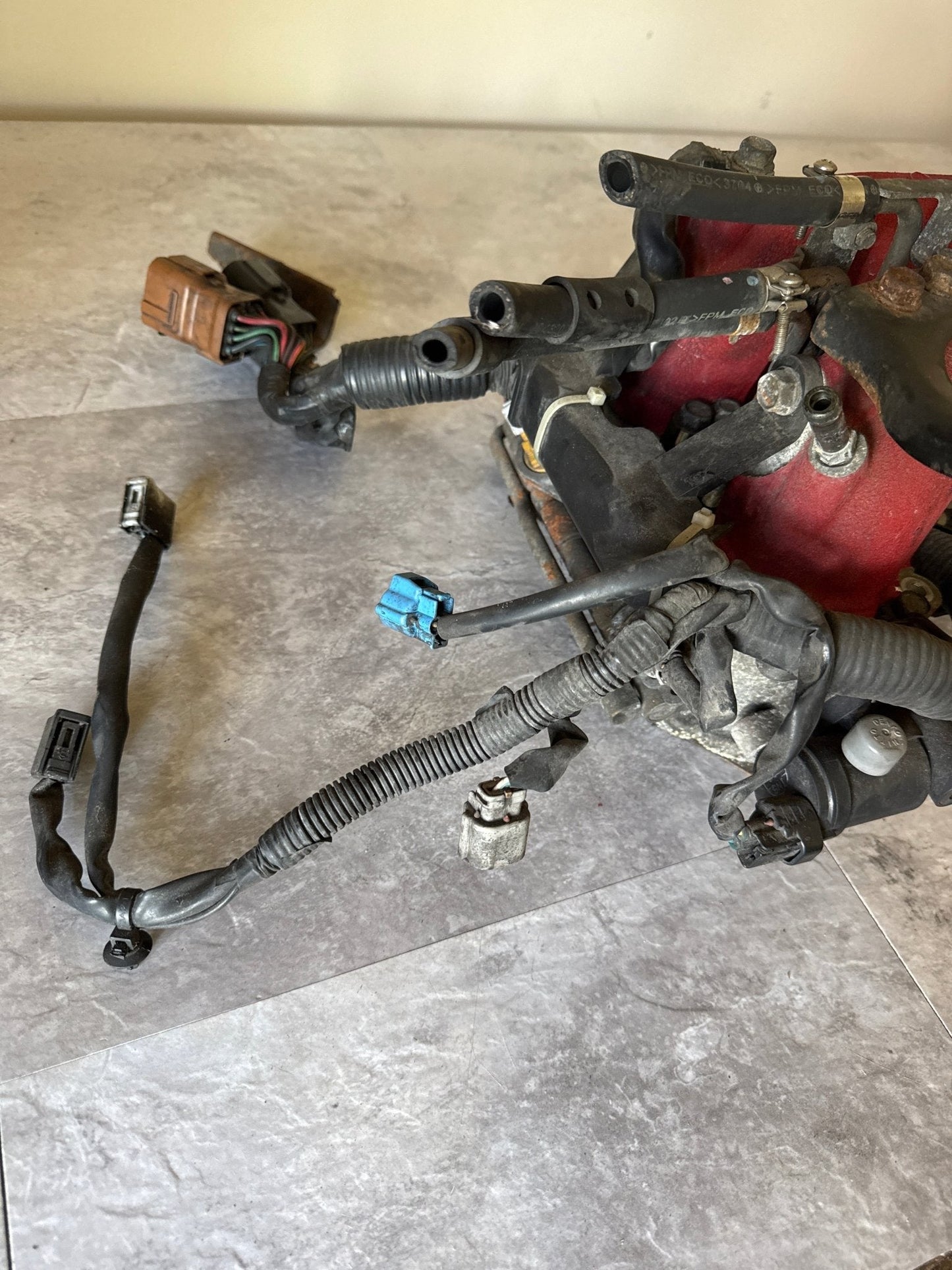 OEM Dressed Engine Intake Manifold 2004 Subaru Impreza WRX STi (2)